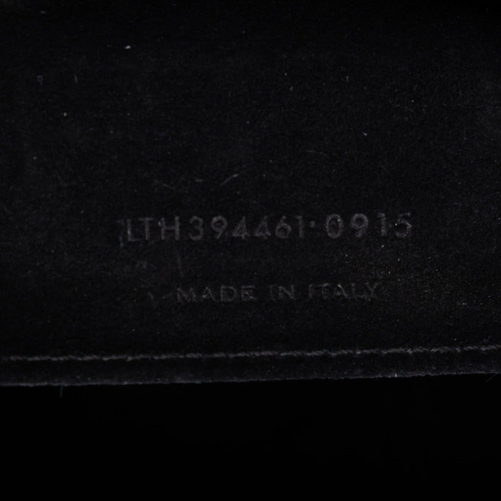 Saint Laurent Croc Embossed Leather Monogram Baby Cabas Tote (SHF-QBG3Zi)
