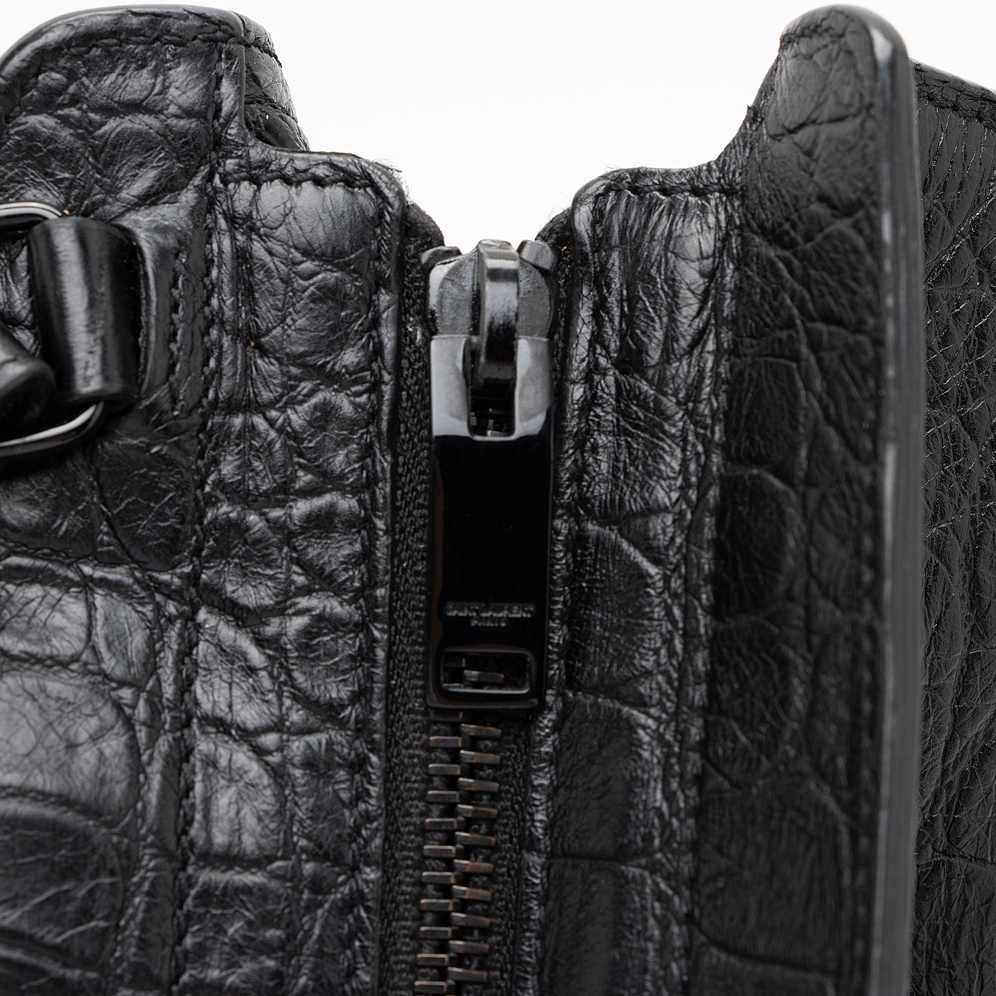 Saint Laurent Croc Embossed Leather Monogram Baby Cabas Tote (SHF-QBG3Zi)