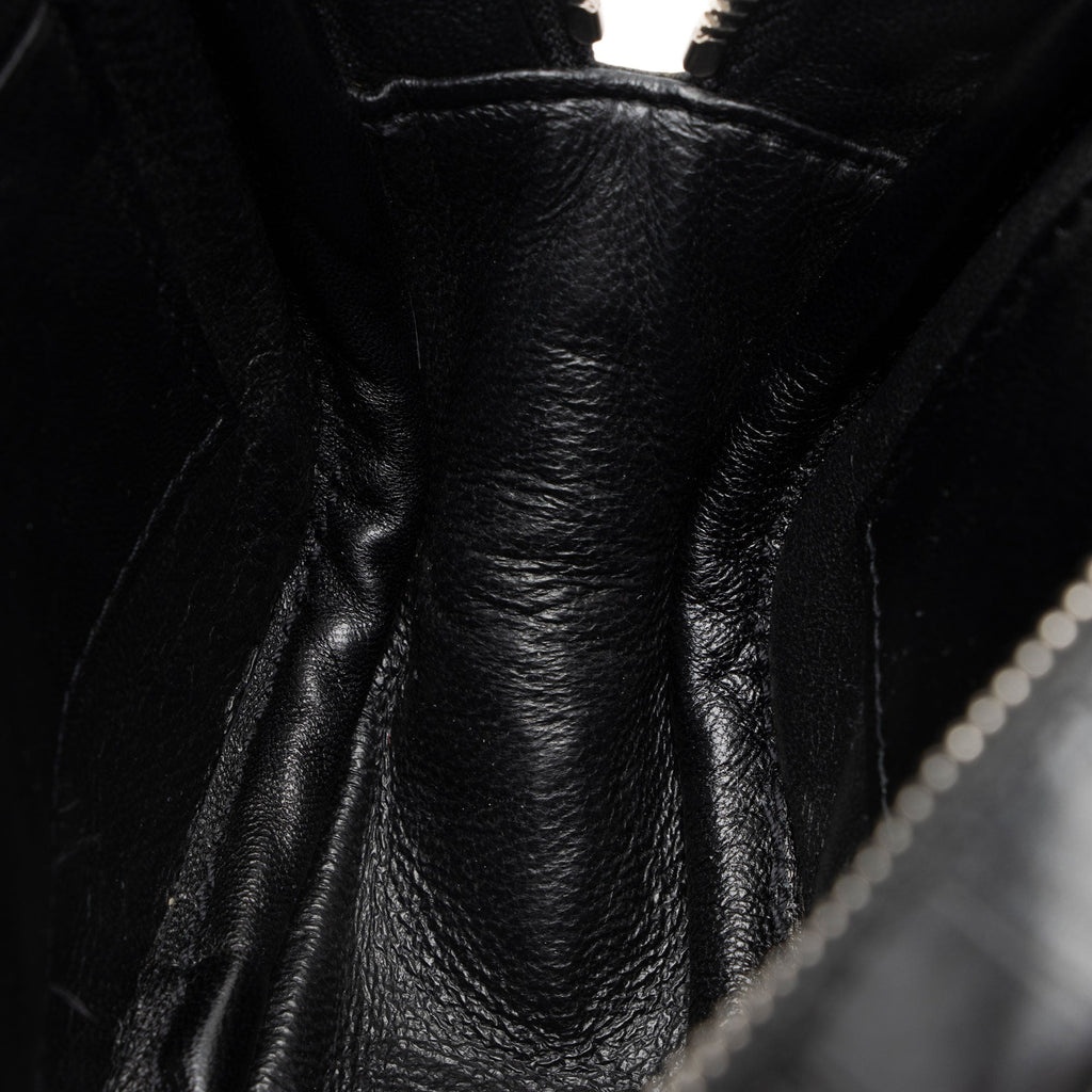 Saint Laurent Croc Embossed Leather Monogram Blogger Bag (SHF-XNnxZ2)