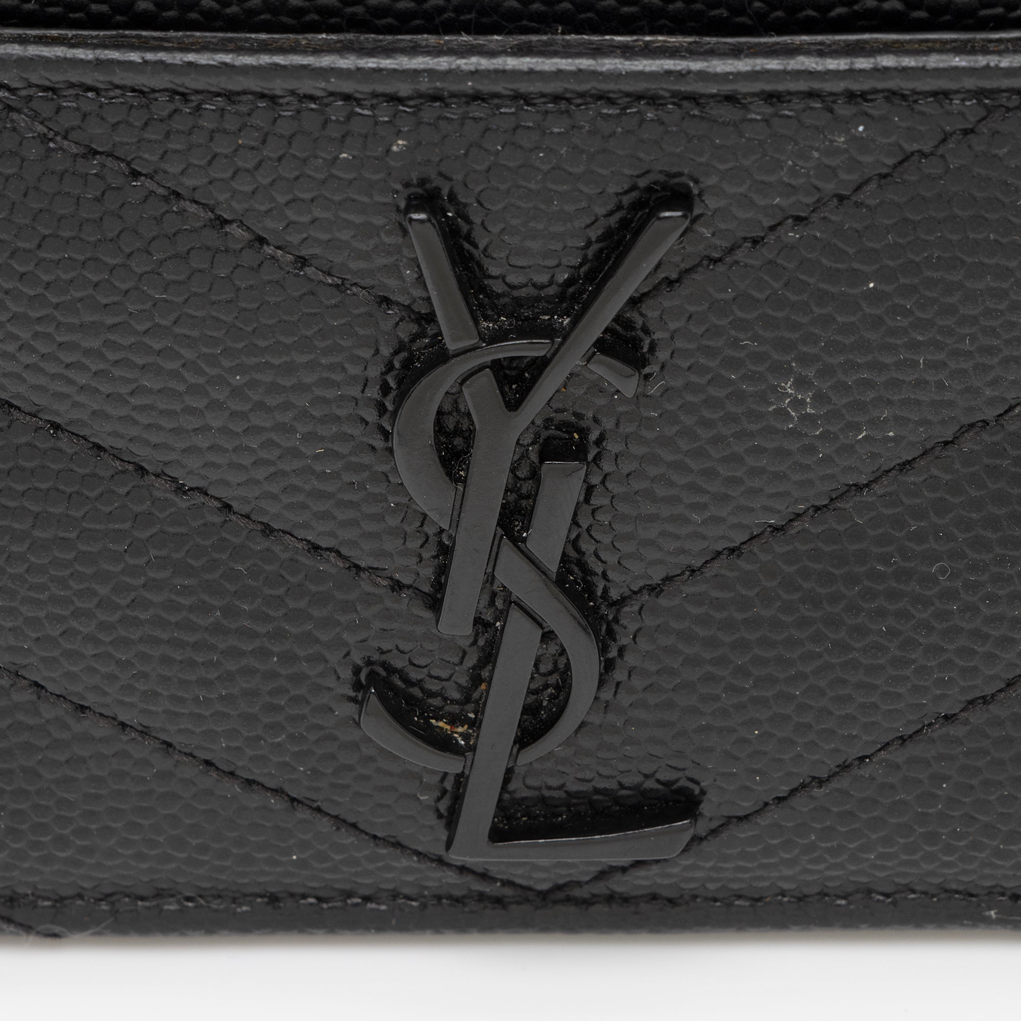 Saint Laurent Matelasse Grain de Poudre Monogram Card Case (SHF-dAEZr6)