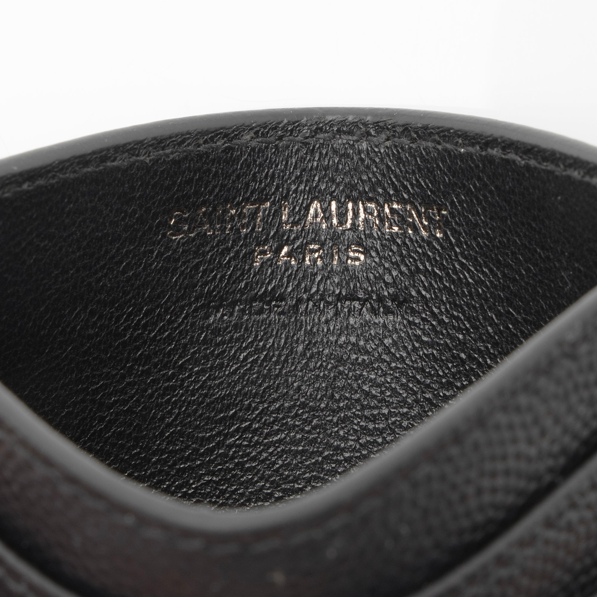 Saint Laurent Matelasse Grain de Poudre Monogram Card Case (SHF-dAEZr6)