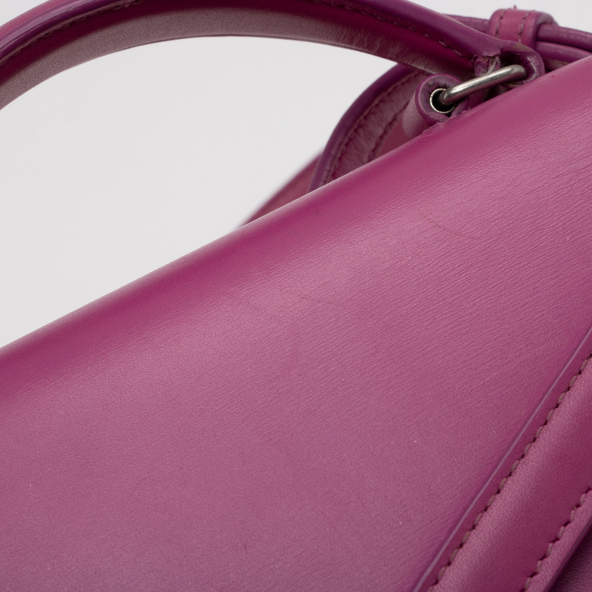Saint Laurent Grain de Poudre Monogram Cassandra Mini Top Handle Bag - FINAL SALE (SHF-Vxl0wA)
