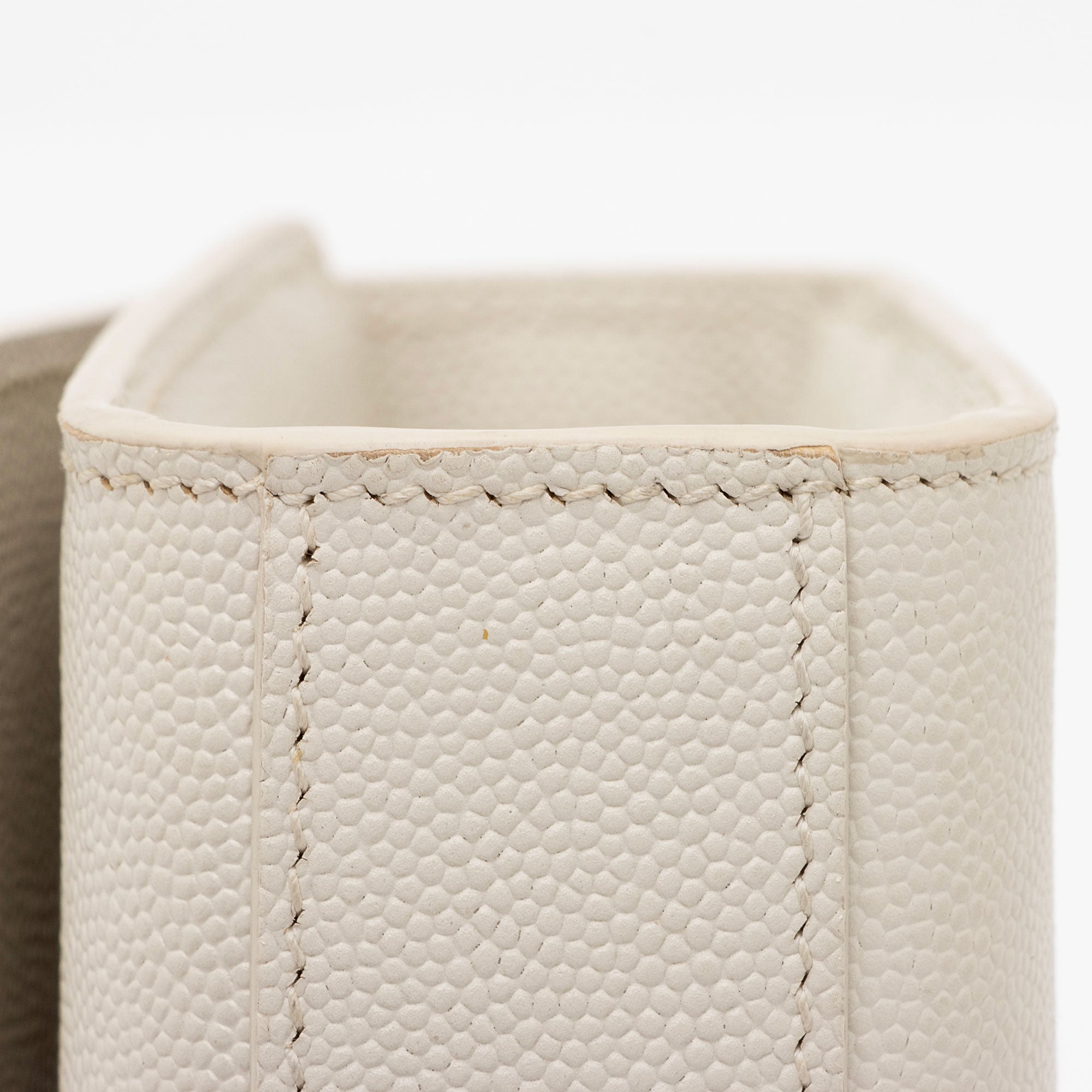 Saint Laurent Grain de Poudre Monogram Kate Tassel Small Shoulder Bag (SHF-qkyzOA)