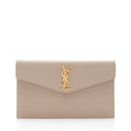 Saint Laurent Grain de Poudre Monogram Uptown Envelope Clutch (SHF-jXfAtG)