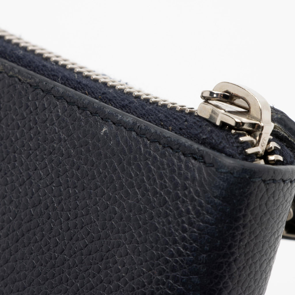 Saint Laurent Grain de Poudre Rive Gauche Zip Around Wallet (SHF-sNhxXD)