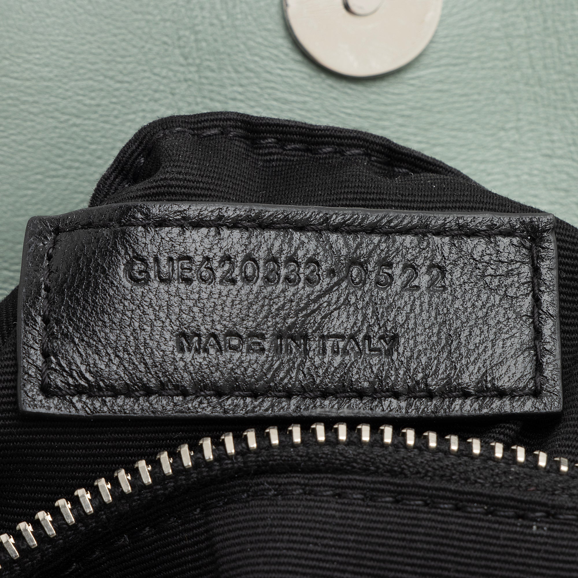 Saint Laurent Lambskin Monogram Puffer LouLou Toy Shoulder Bag (SHF-VHpE1u)