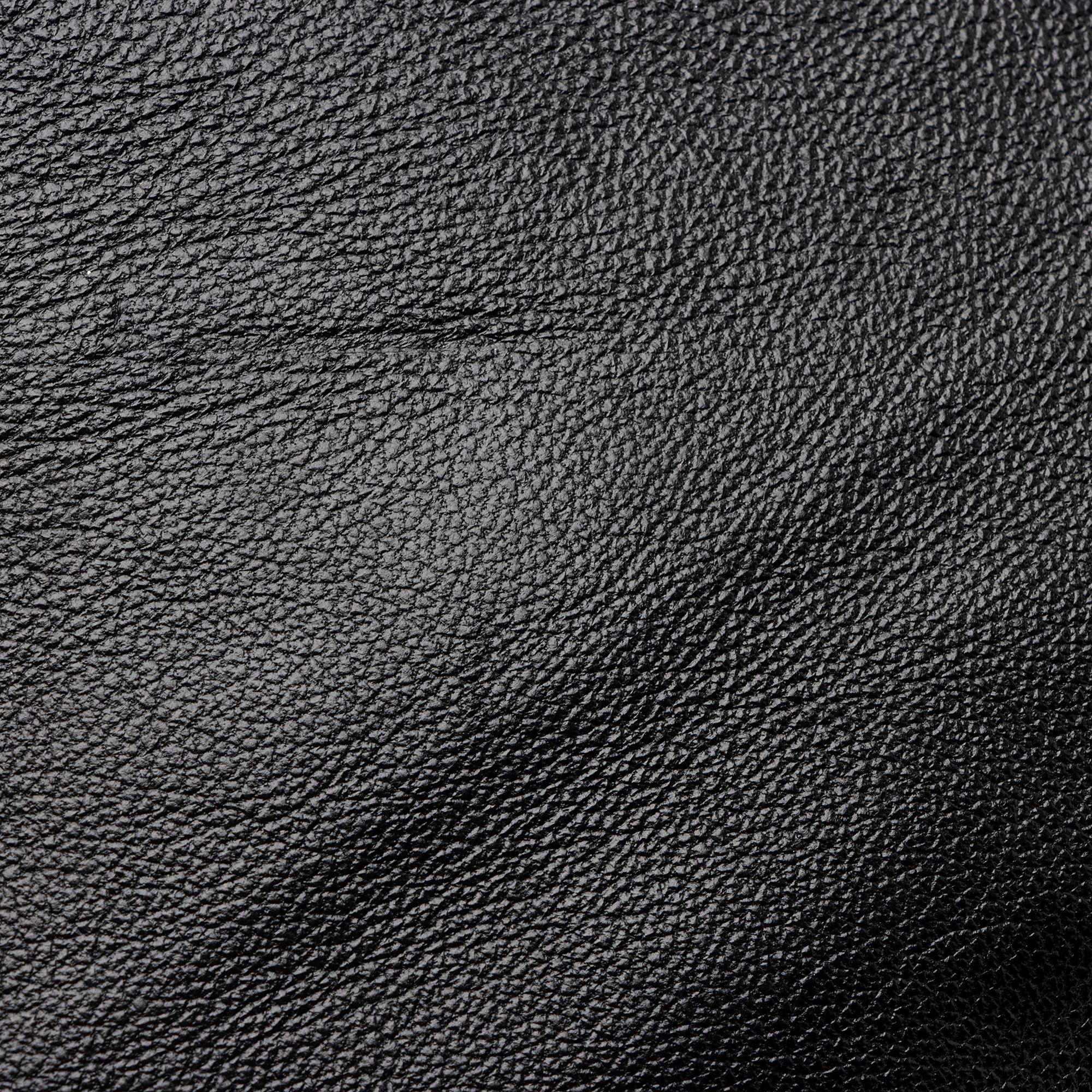 Saint Laurent Lambskin Sid Flat Crossbody Bag (SHF-PDqg2e)
