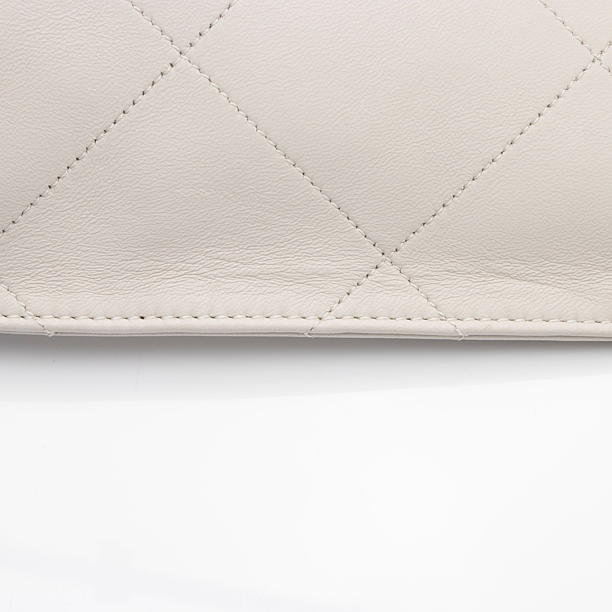Saint Laurent Lambskin Suzanne Mini Hobo (SHF-35zMGT)