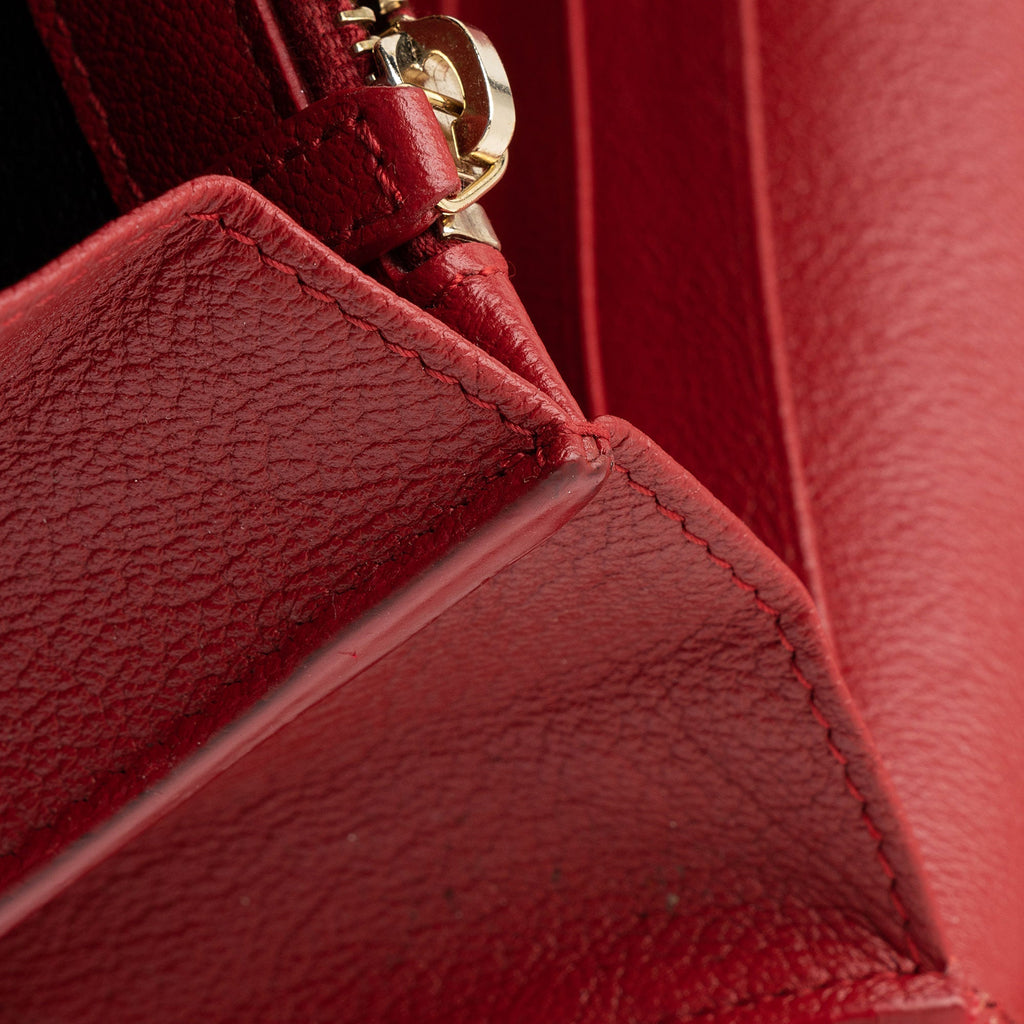 Saint Laurent Leather Belle de Jour Chain Wallet (SHF-IinJeF)