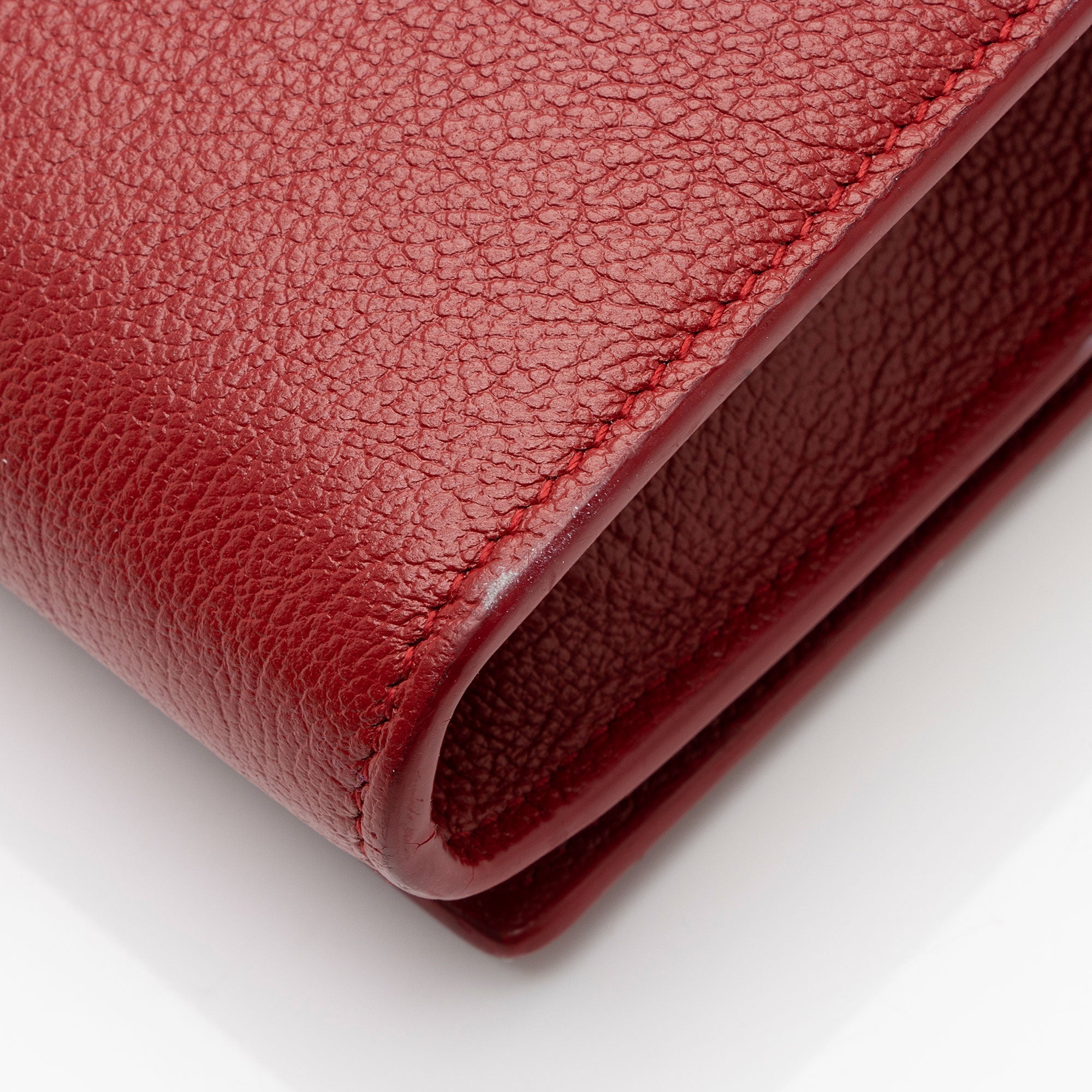 Saint Laurent Leather Belle de Jour Chain Wallet (SHF-IinJeF)