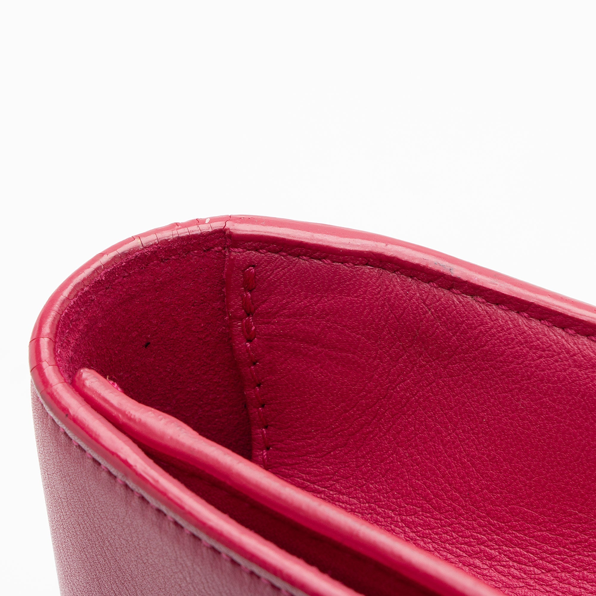 Saint Laurent Leather Chyc Clutch (SHF-SxL9j2)