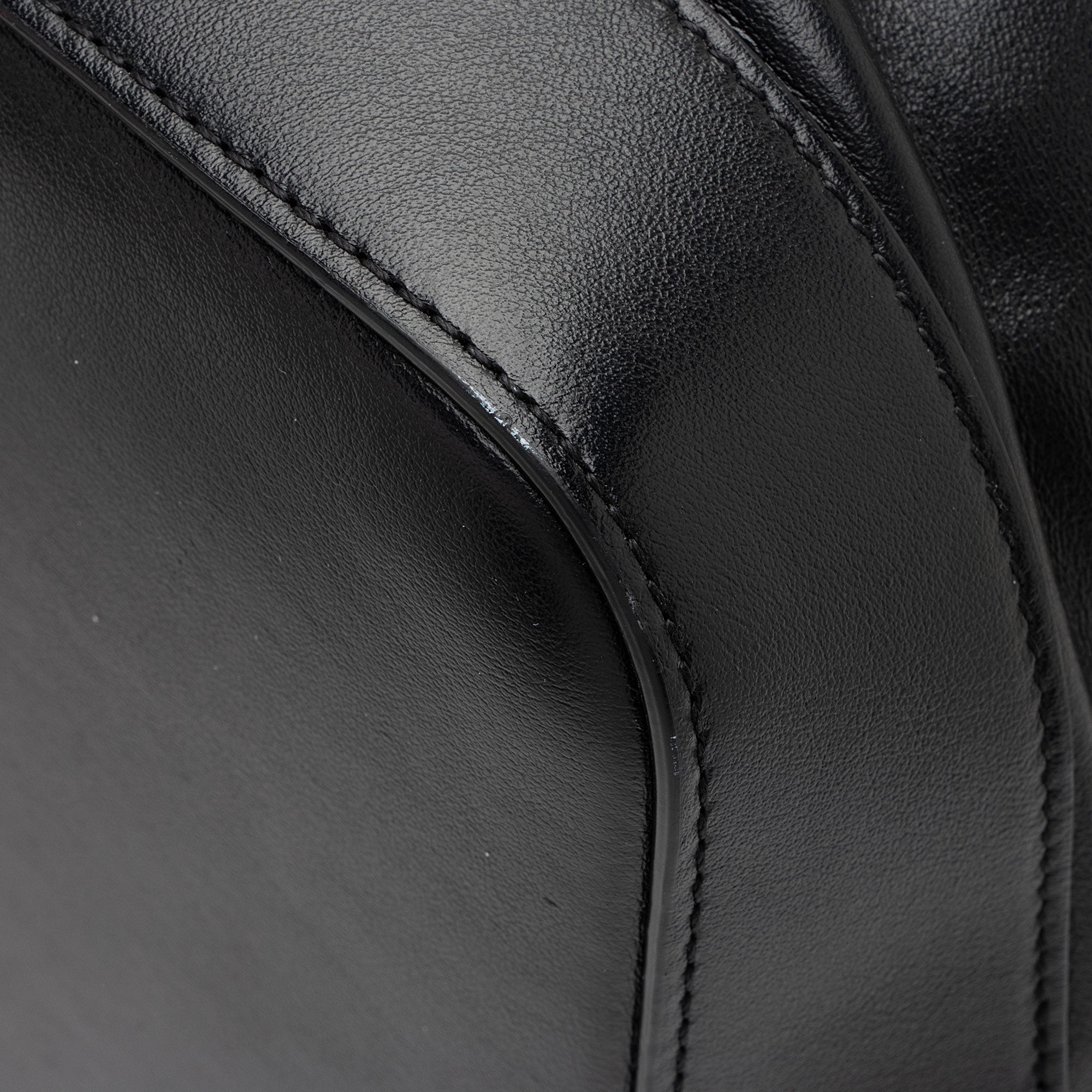 Saint Laurent Leather Teddy Large Bucket Bag (SHF-s2ALK4)