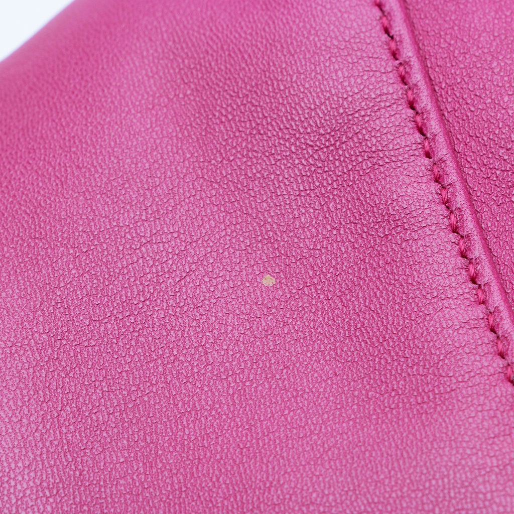 Saint Laurent Leather Teddy Small Bucket Bag (SHF-xicq3g)