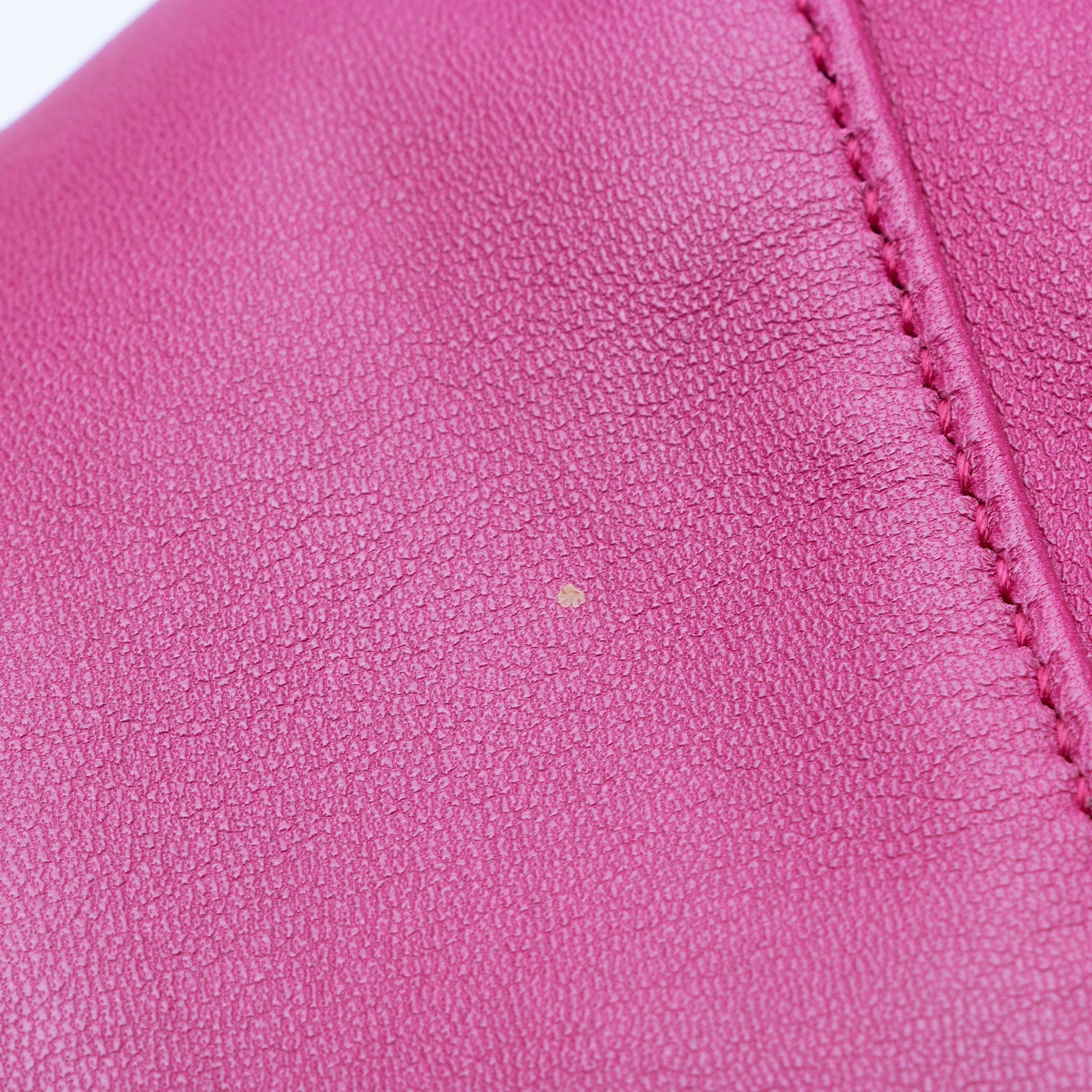 Saint Laurent Leather Teddy Small Bucket Bag (SHF-xicq3g)