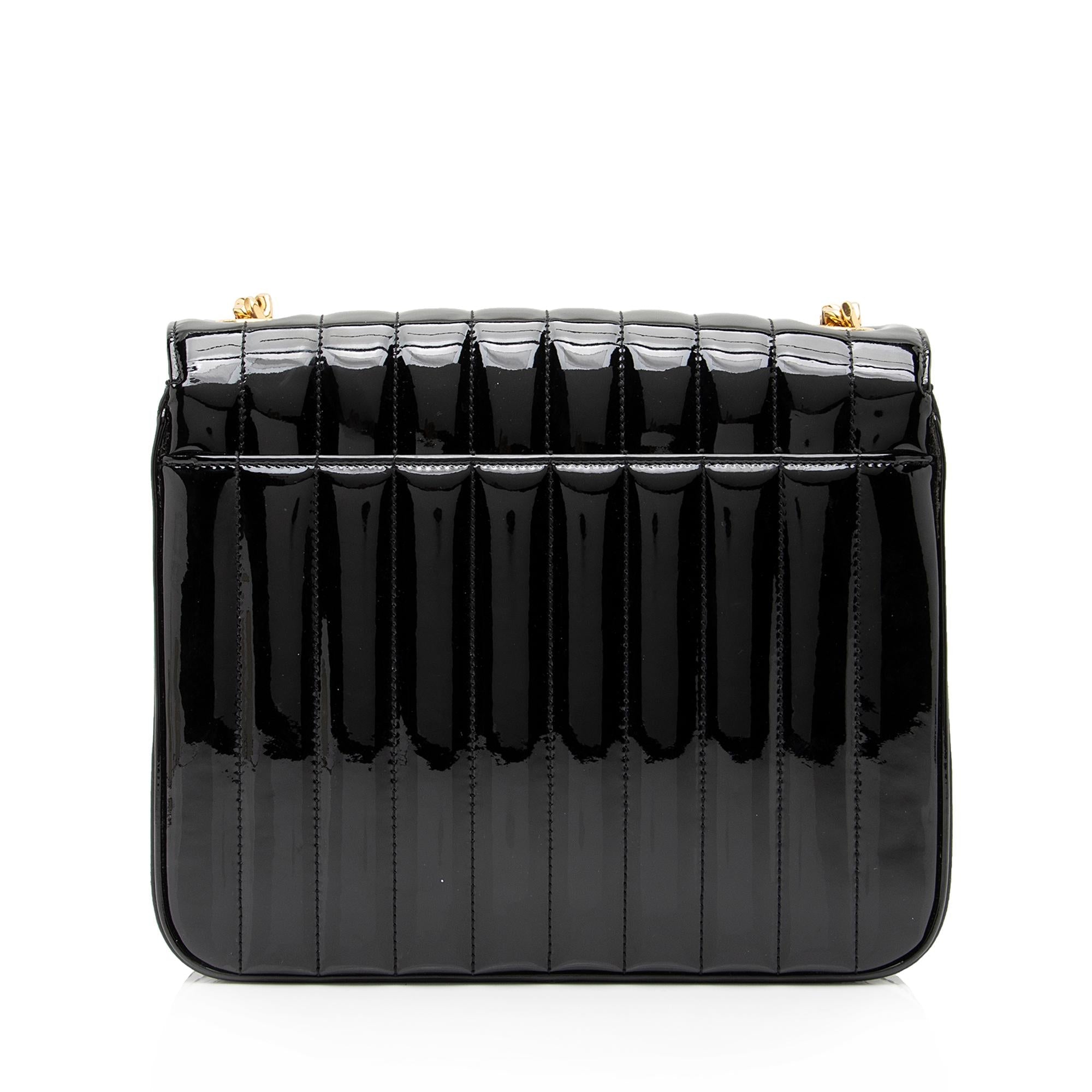 Saint Laurent Matalasse Patent Leather Monogram Vicky Large Shoulder Bag (SHF-zhdP3r)