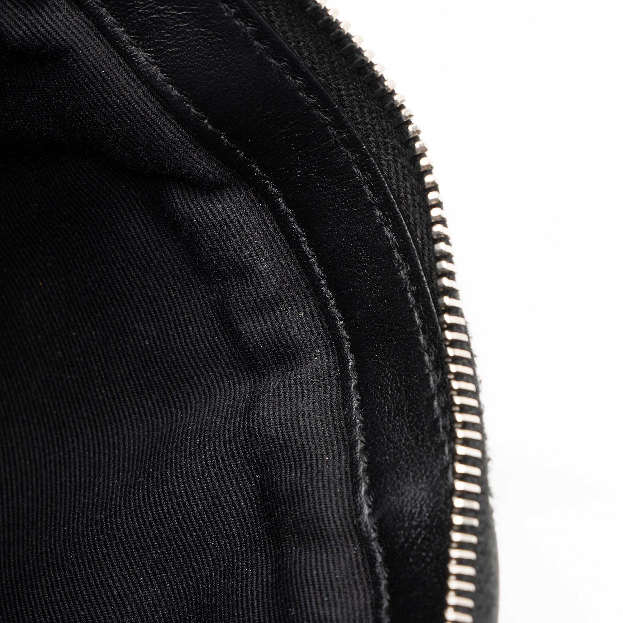 Saint Laurent Matelasse Calfskin Jolie Pouch (SHF-Zo6uL5)