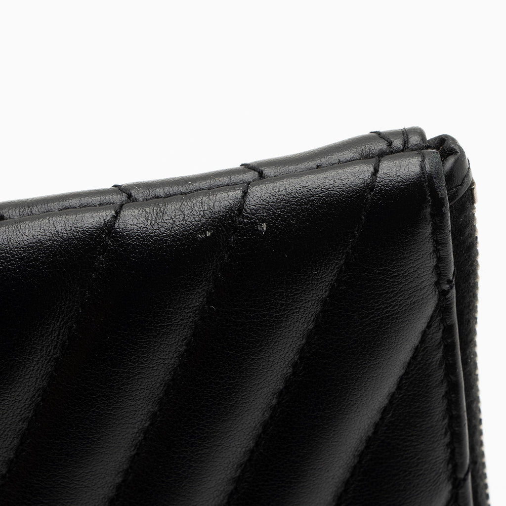 Saint Laurent Matelasse Calfskin Jolie Pouch (SHF-Zo6uL5)