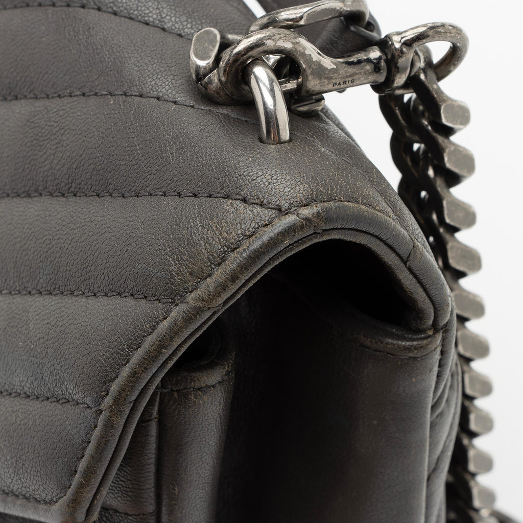 Saint Laurent Matelasse Calfskin Monogram College Medium Shoulder Bag (SHF-VVdWy3)