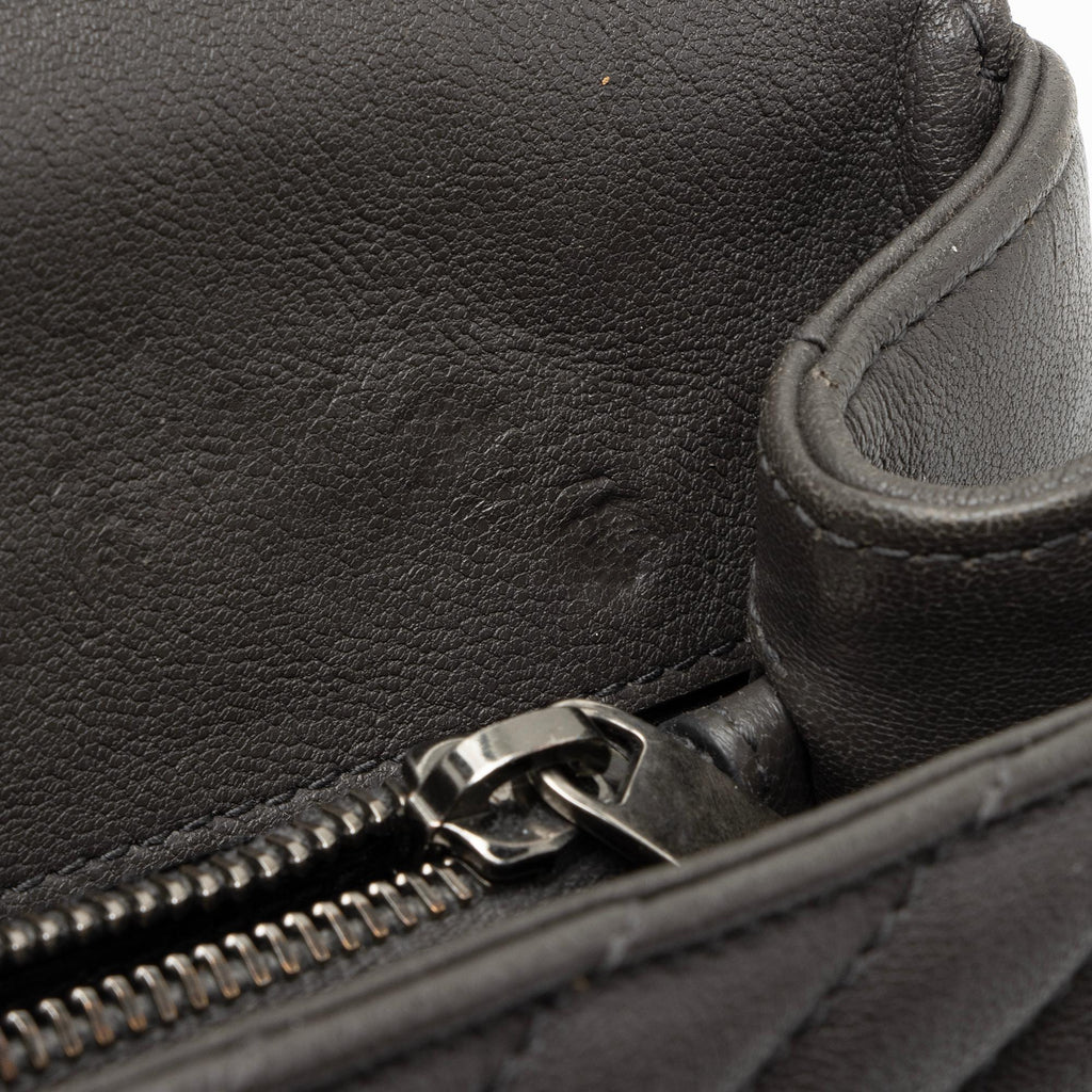 Saint Laurent Matelasse Calfskin Monogram College Medium Shoulder Bag (SHF-VVdWy3)