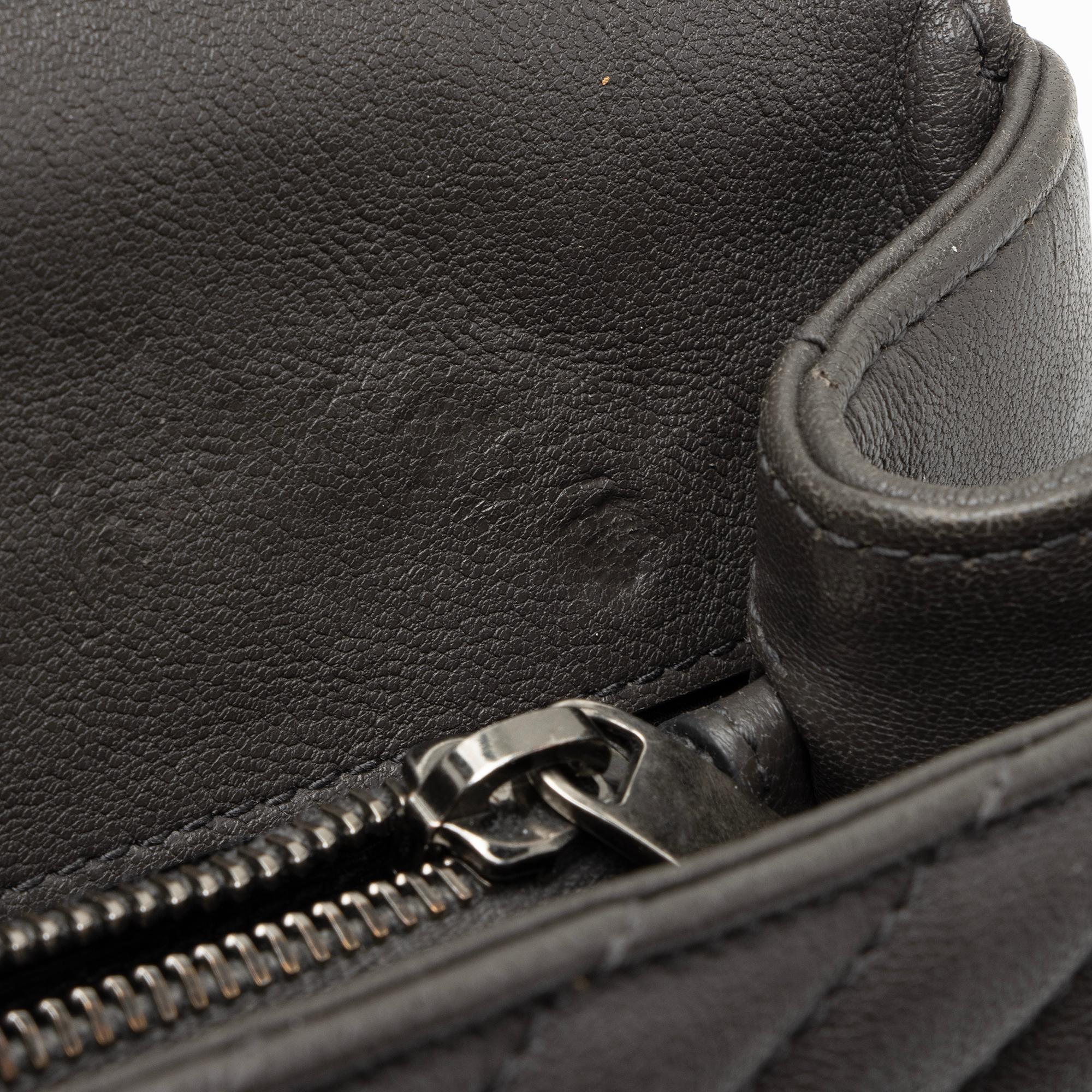 Saint Laurent Matelasse Calfskin Monogram College Medium Shoulder Bag (SHF-VVdWy3)