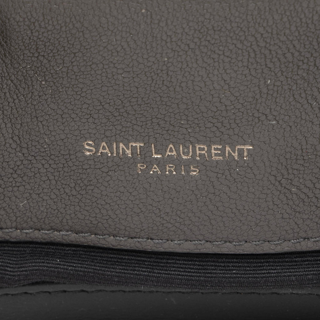 Saint Laurent Matelasse Calfskin Monogram College Medium Shoulder Bag (SHF-VVdWy3)