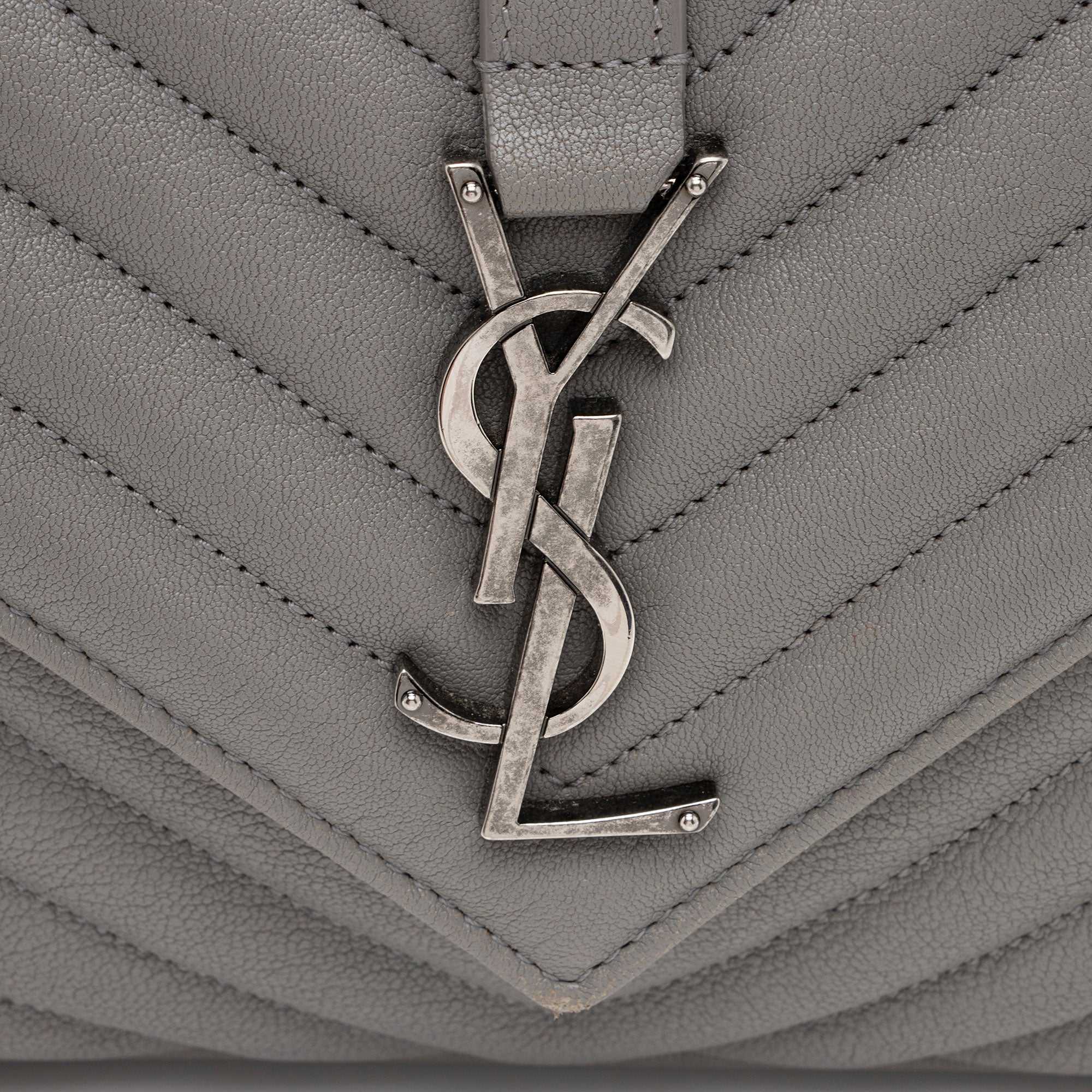 Saint Laurent Matelasse Calfskin Monogram College Medium Shoulder Bag (SHF-2L8Nyw)