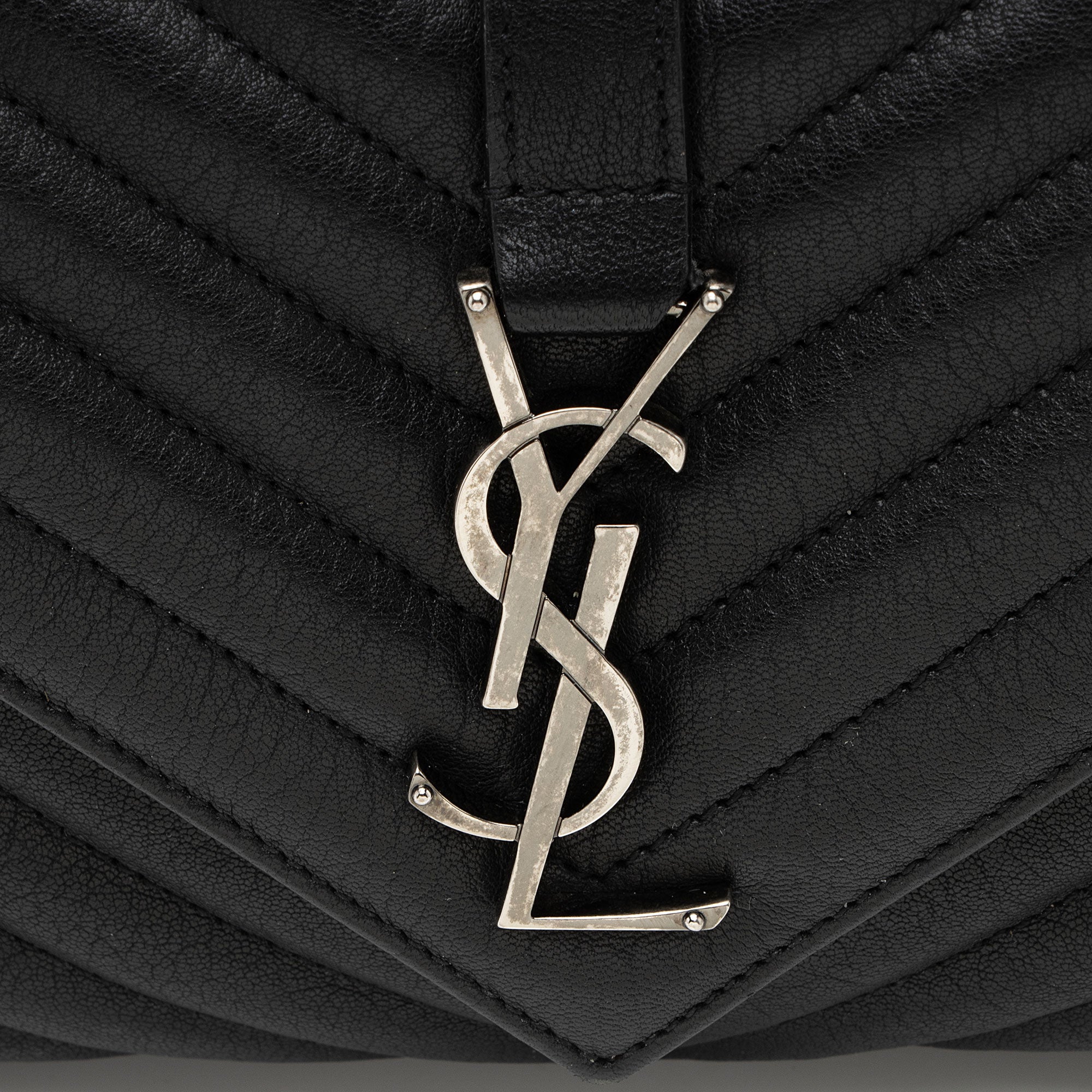 Saint Laurent Matelasse Calfskin Monogram College Medium Shoulder Bag (SHF-MMt0qg)
