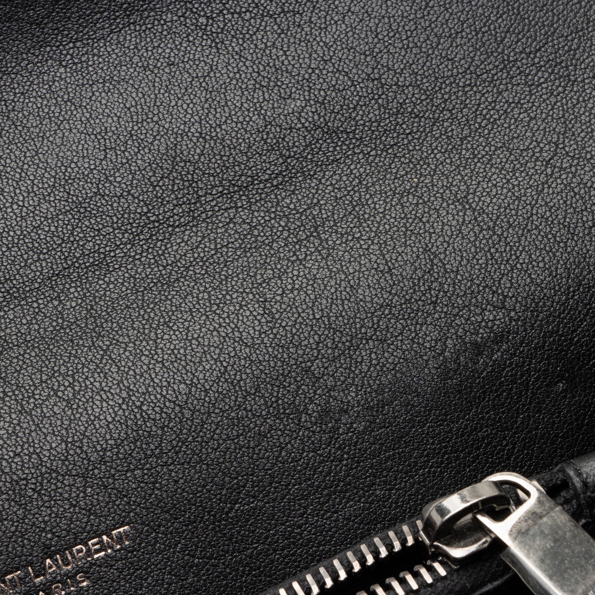Saint Laurent Matelasse Calfskin Monogram College Medium Shoulder Bag (SHF-MMt0qg)
