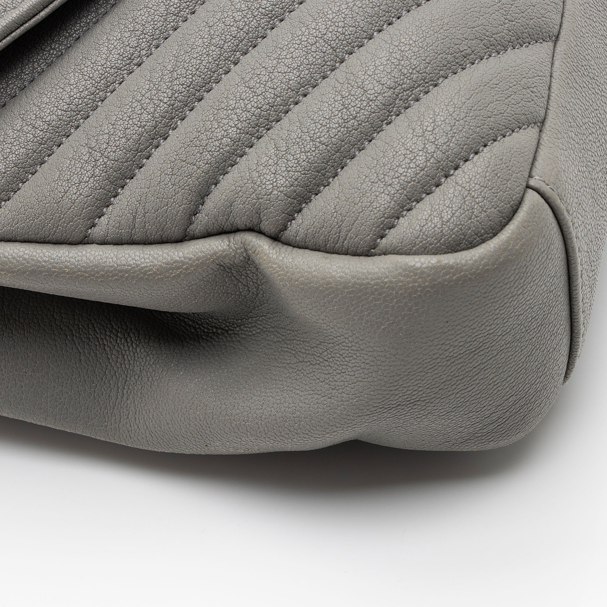 Saint Laurent Matelasse Calfskin Monogram College Medium Shoulder Bag (SHF-D2O1lS)