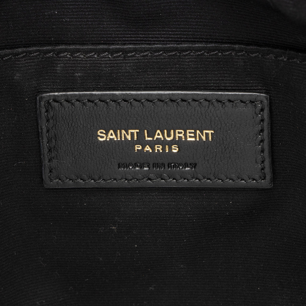 Saint Laurent Matelasse Calfskin Monogram Lou Camera Bag (SHF-Dlf8kG)