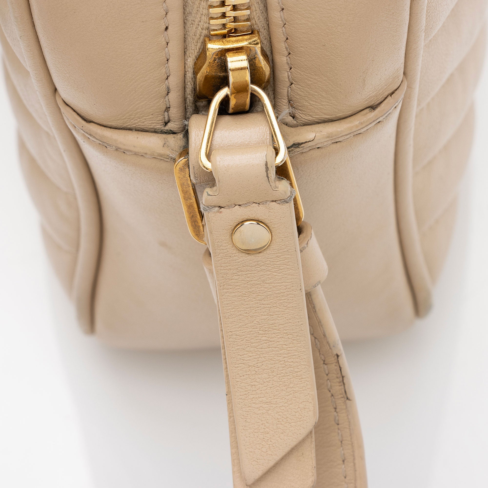 Saint Laurent Matelasse Calfskin Monogram Lou Camera Bag (SHF-TFjjTM)