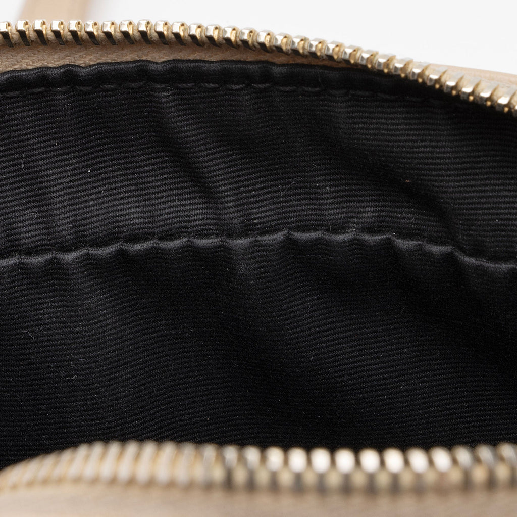 Saint Laurent Matelasse Calfskin Monogram Lou Camera Bag (SHF-TFjjTM)