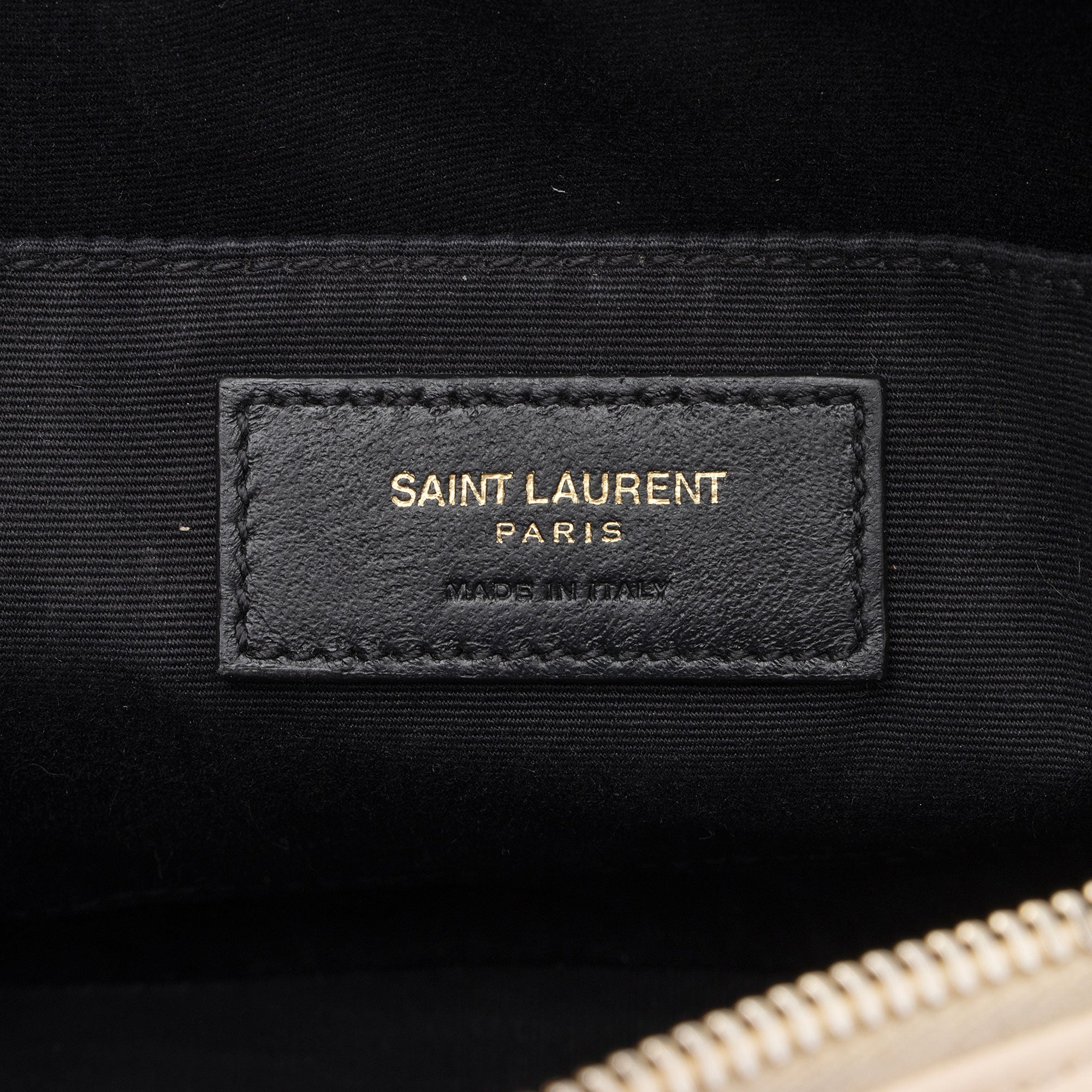 Saint Laurent Matelasse Calfskin Monogram Lou Camera Bag (SHF-TFjjTM)