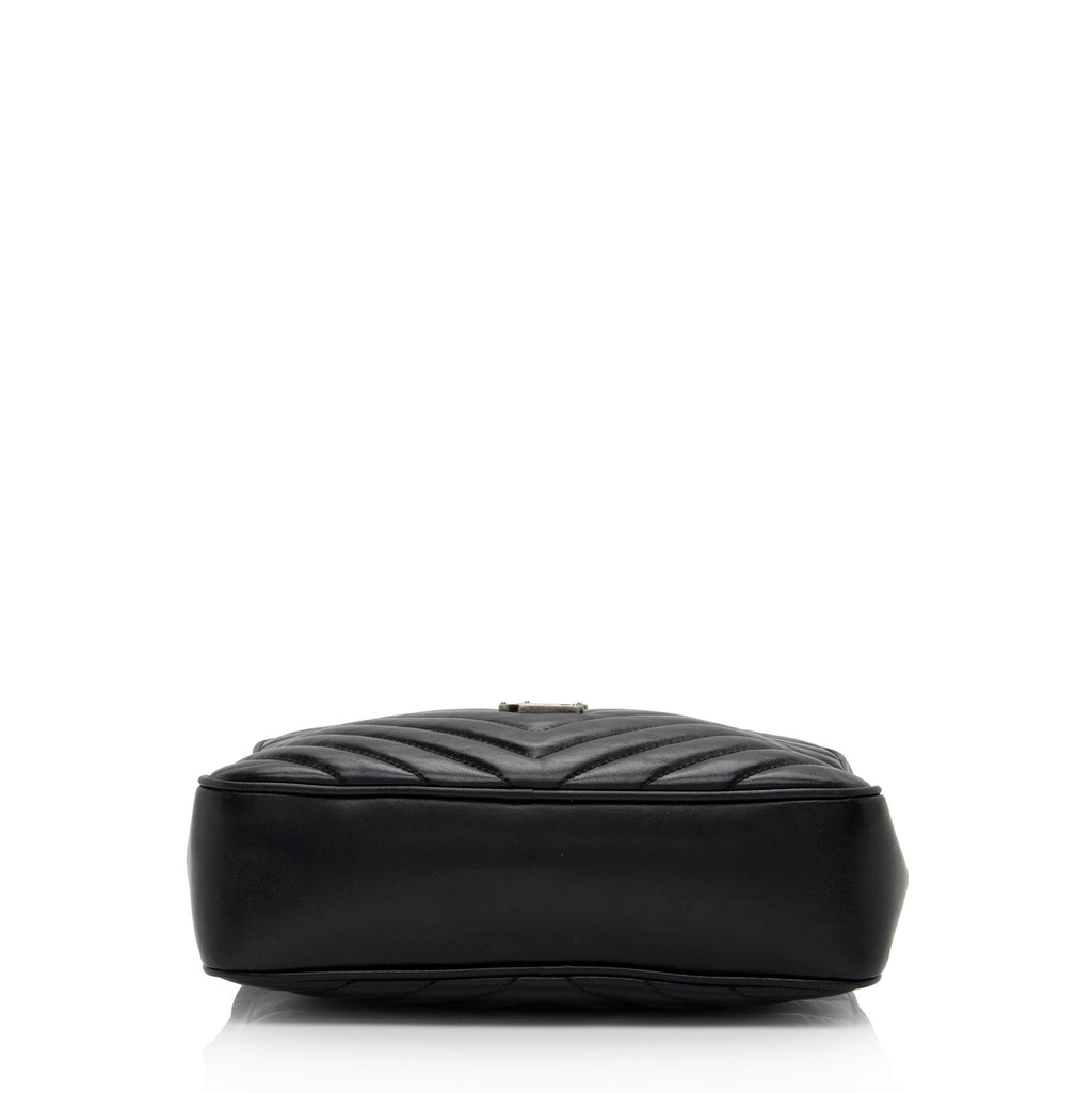 Saint Laurent Matelasse Calfskin Monogram Lou Camera Bag (SHF-017geY)