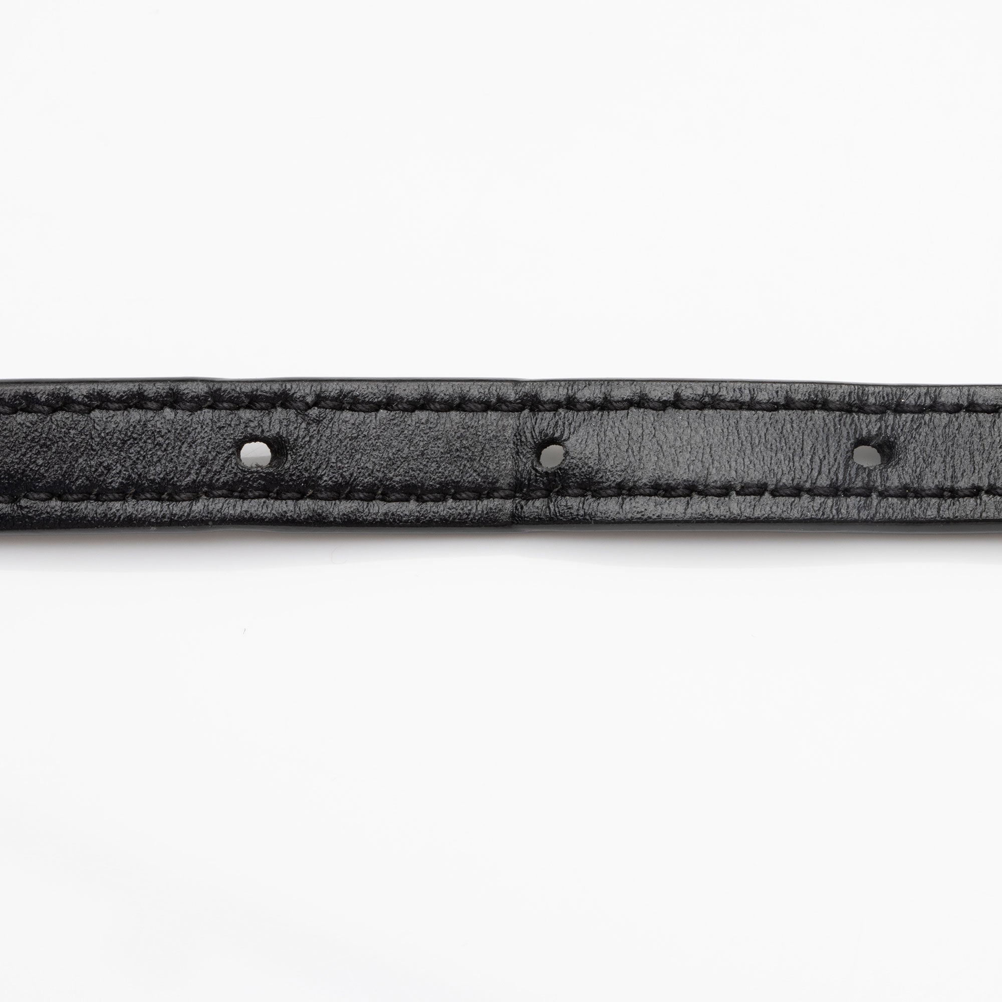 Saint Laurent Matelasse Calfskin Monogram Lou Camera Bag (SHF-017geY)