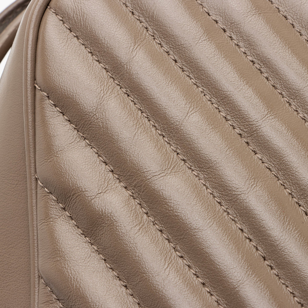 Saint Laurent Matelasse Calfskin Monogram Lou Camera Bag (SHF-agSbTg)