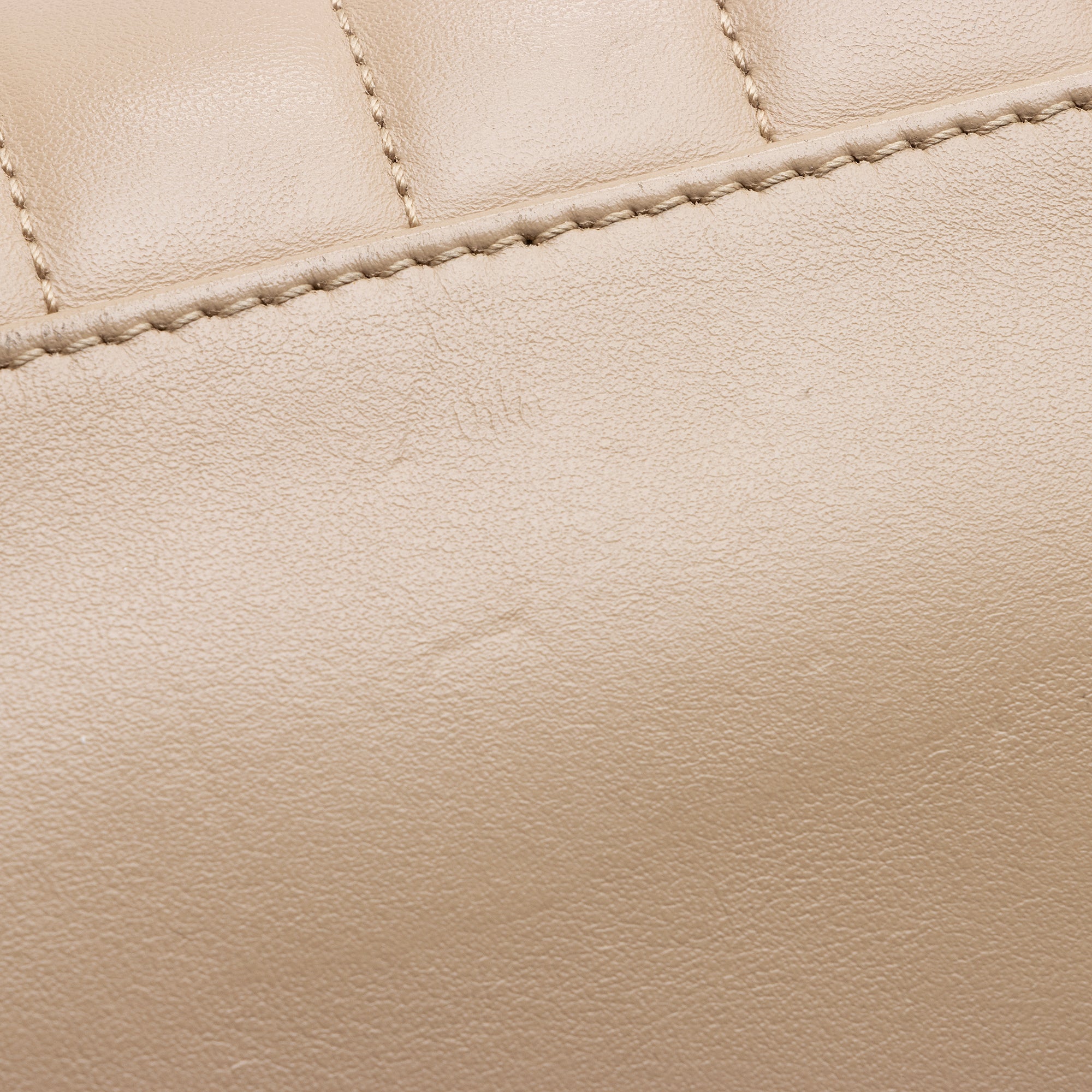 Saint Laurent Matelasse Calfskin Monogram LouLou Chain Medium Shoulder Bag (SHF-sdsp1l)