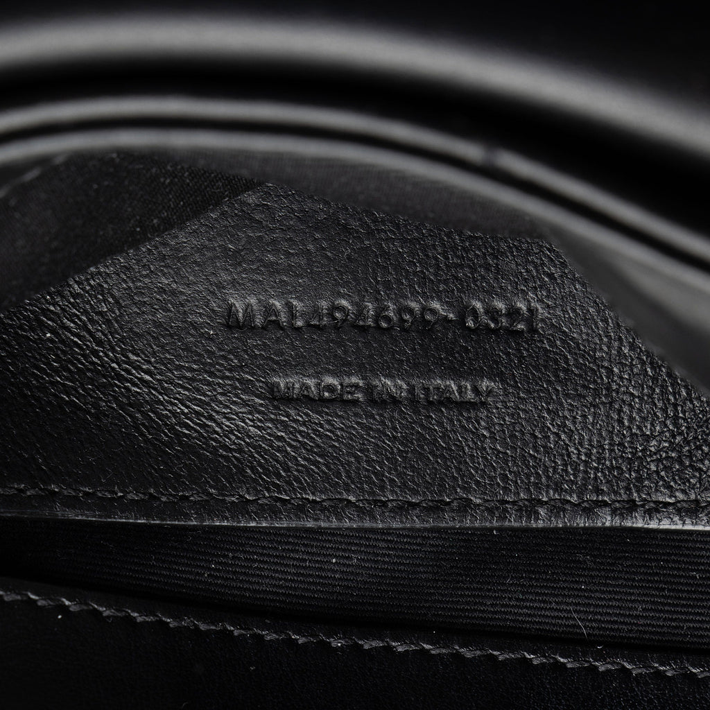 Saint Laurent Matelasse Calfskin Monogram LouLou Chain Small Crossbody Bag (SHF-s725vF)