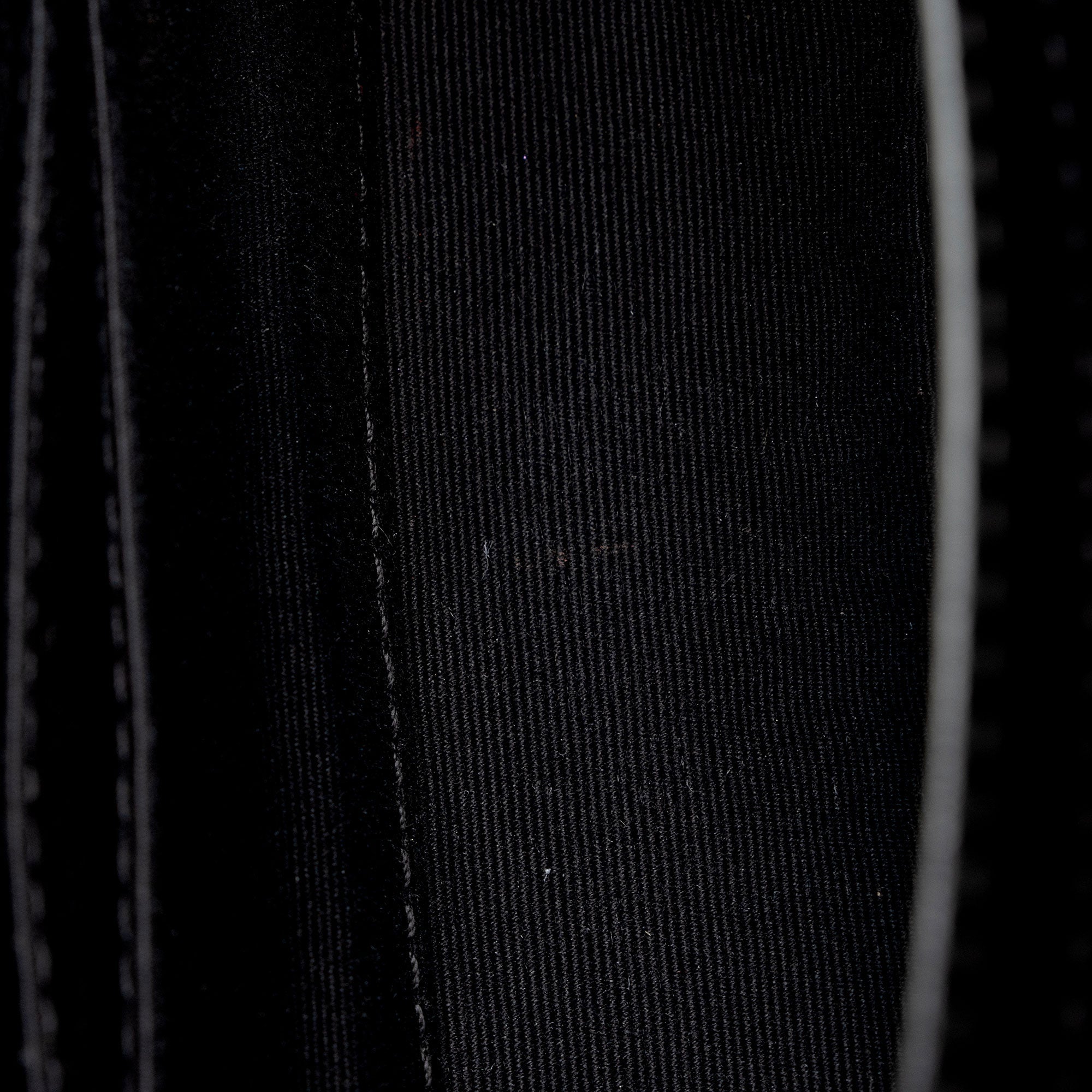 Saint Laurent Matelasse Calfskin Monogram LouLou Toy Crossbody Bag (SHF-8TLGZ0)