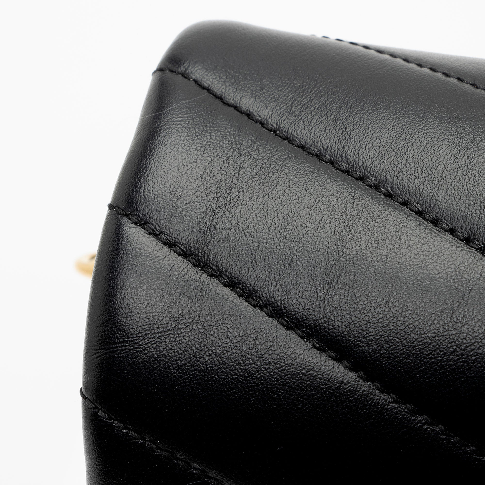 Saint Laurent Matelasse Calfskin Monogram LouLou Toy Crossbody Bag (SHF-8TLGZ0)