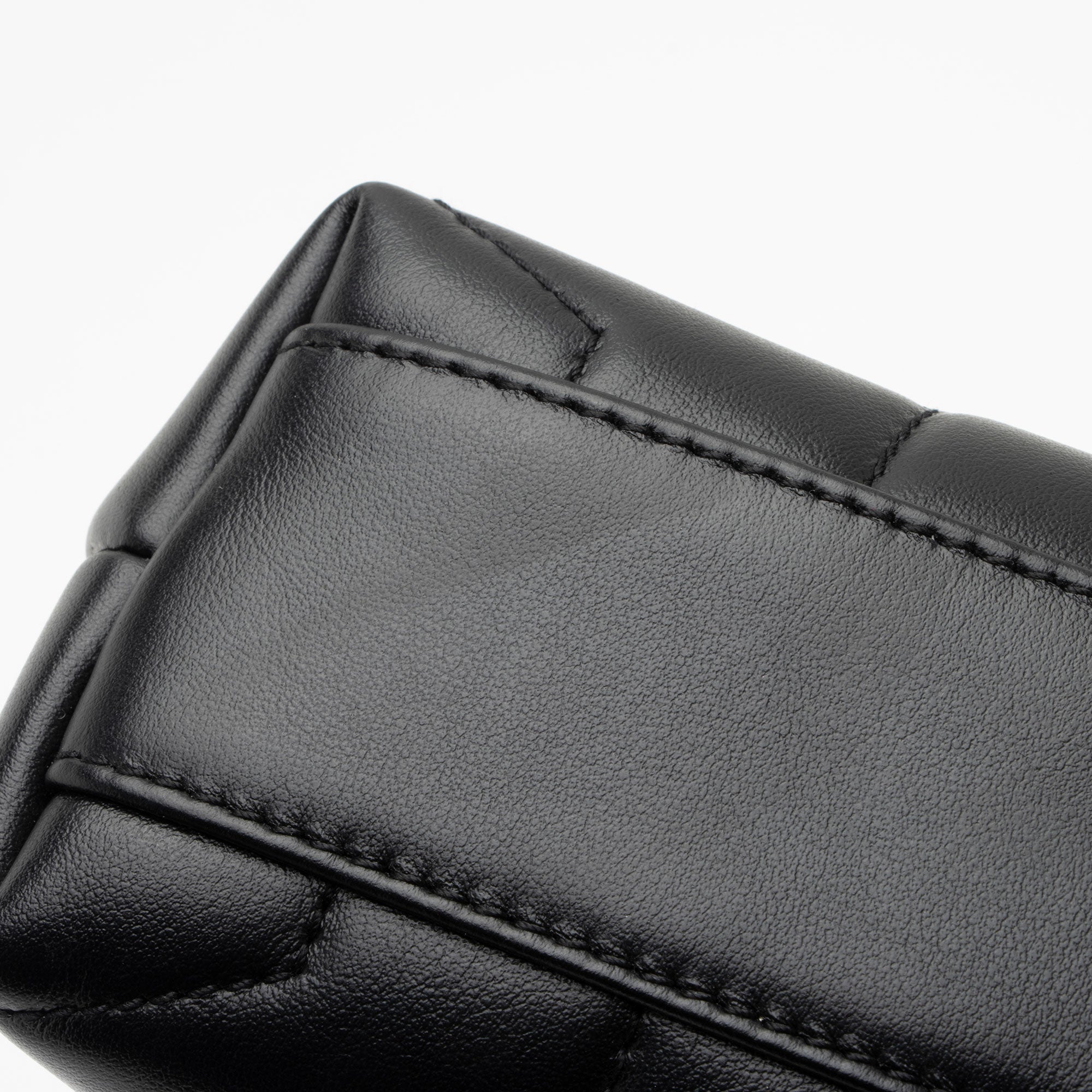 Saint Laurent Matelasse Calfskin Monogram LouLou Toy Crossbody Bag (SHF-4hU5Ge)