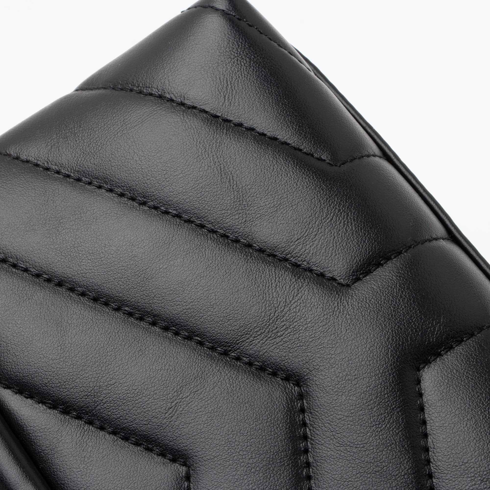 Saint Laurent Matelasse Calfskin Monogram LouLou Toy Crossbody Bag (SHF-4hU5Ge)