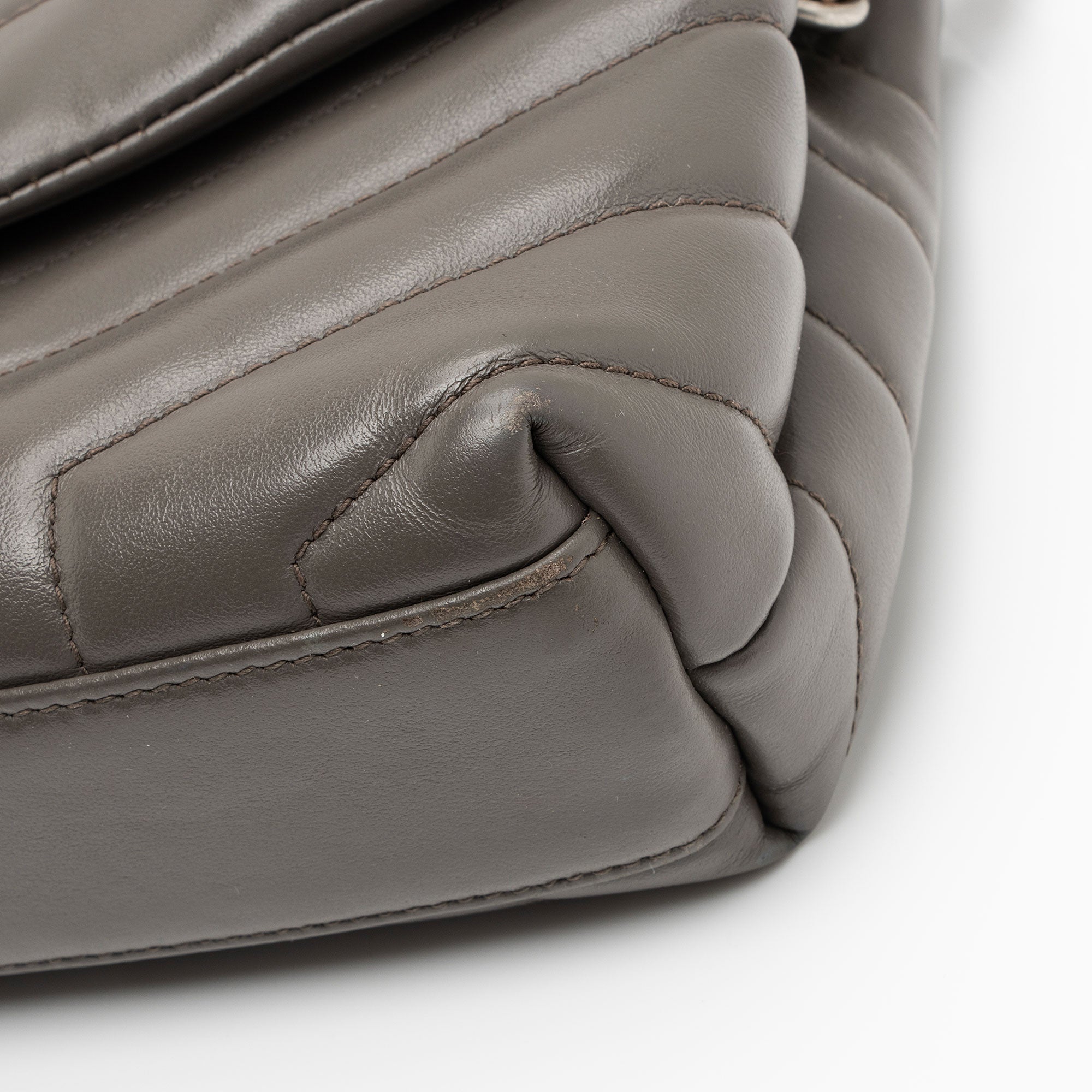 Saint Laurent Matelasse Calfskin Monogram LouLou Toy Crossbody Bag (SHF-I57Zyw)