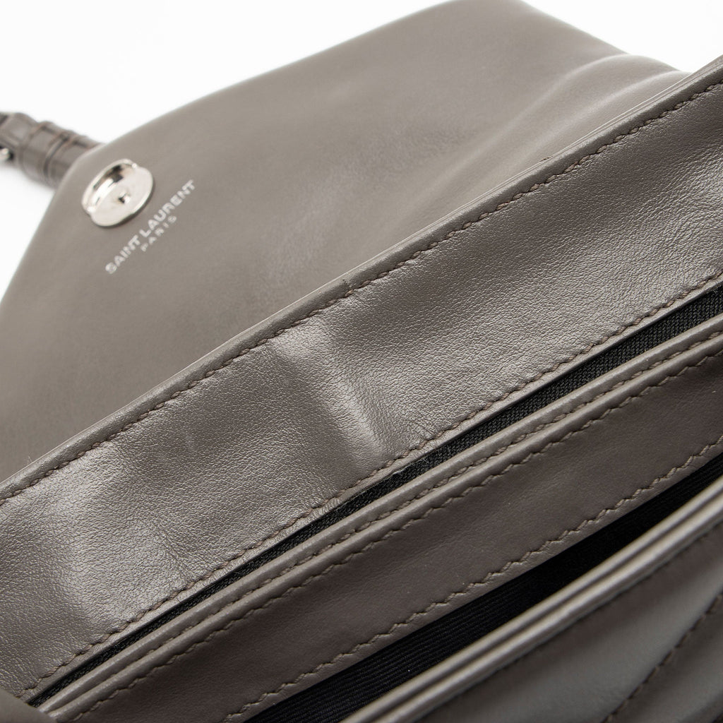 Saint Laurent Matelasse Calfskin Monogram LouLou Toy Crossbody Bag (SHF-I57Zyw)