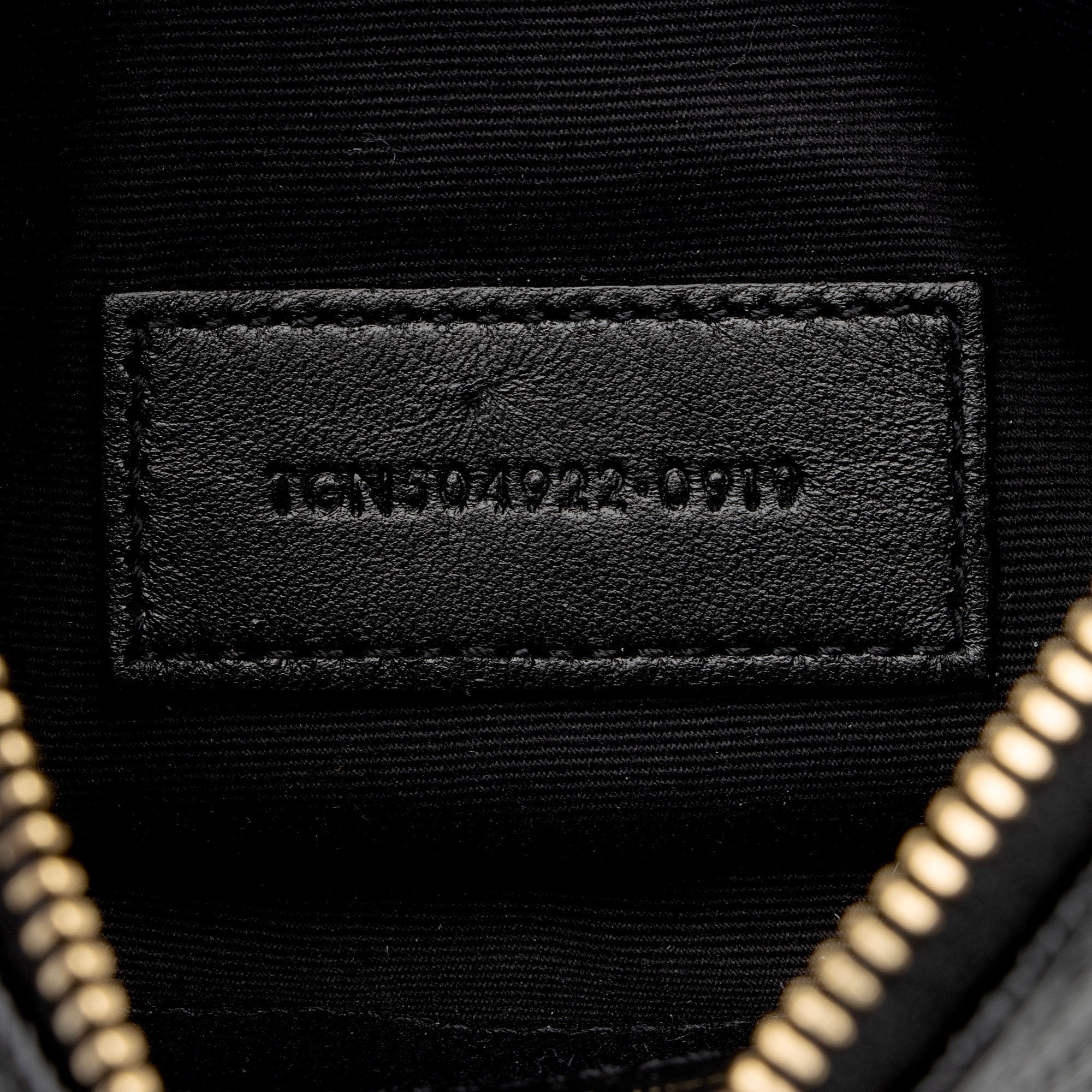 Saint Laurent Matelasse Grain de Poudre Monogram Bill Pouch (SHF-ikSGxC)