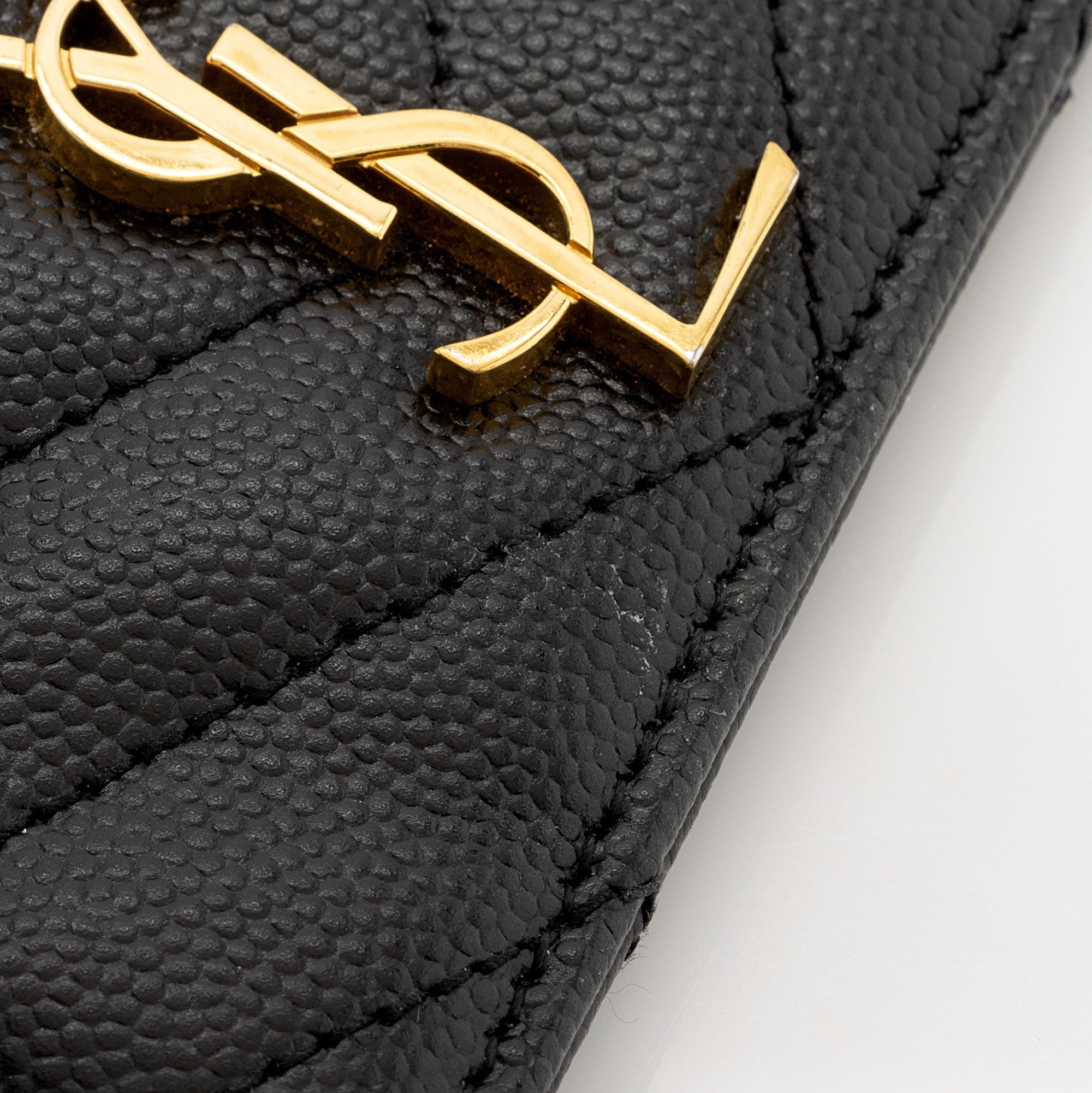 Saint Laurent Matelasse Grain de Poudre Monogram Card Case (SHF-6ioPjj)