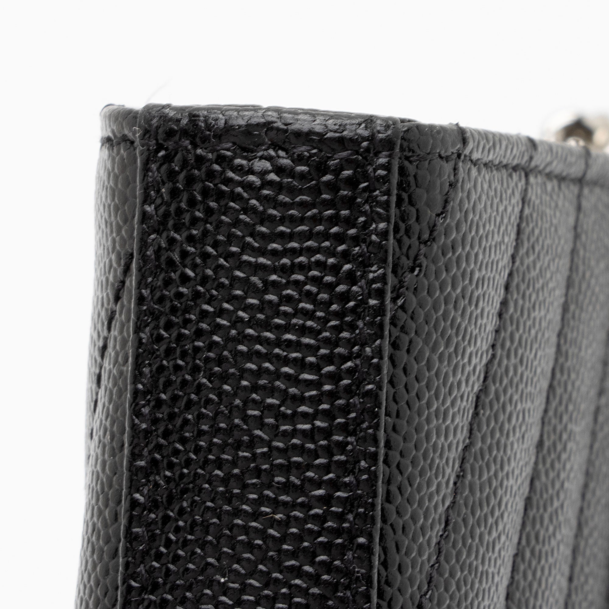 Saint Laurent Matelasse Grain de Poudre Monogram Chain Wallet (SHF-JxENie)