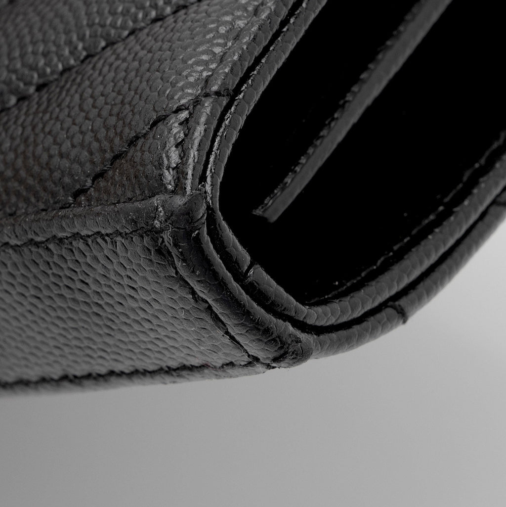 Saint Laurent Matelasse Grain de Poudre Monogram Chain Wallet (SHF-FNayQN)