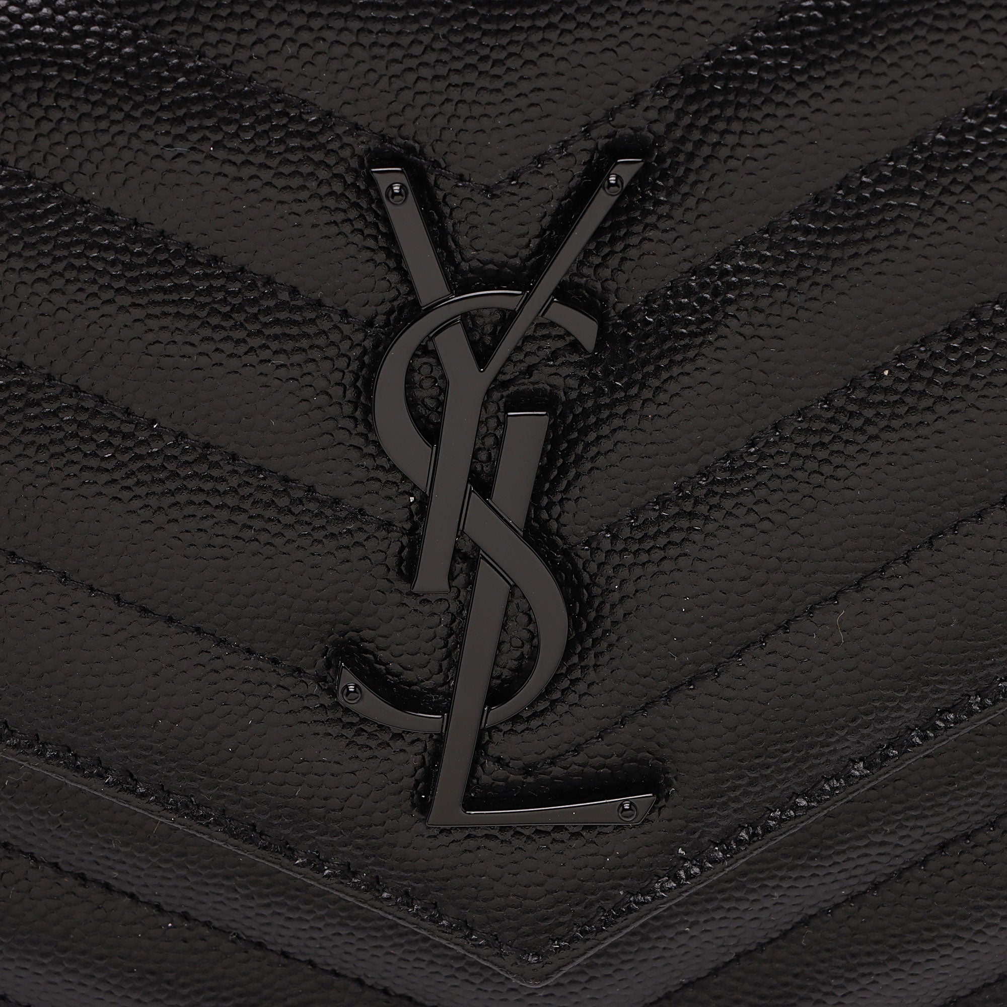 Saint Laurent Matelasse Grain de Poudre Monogram Chain Wallet (SHF-RiSHS0)