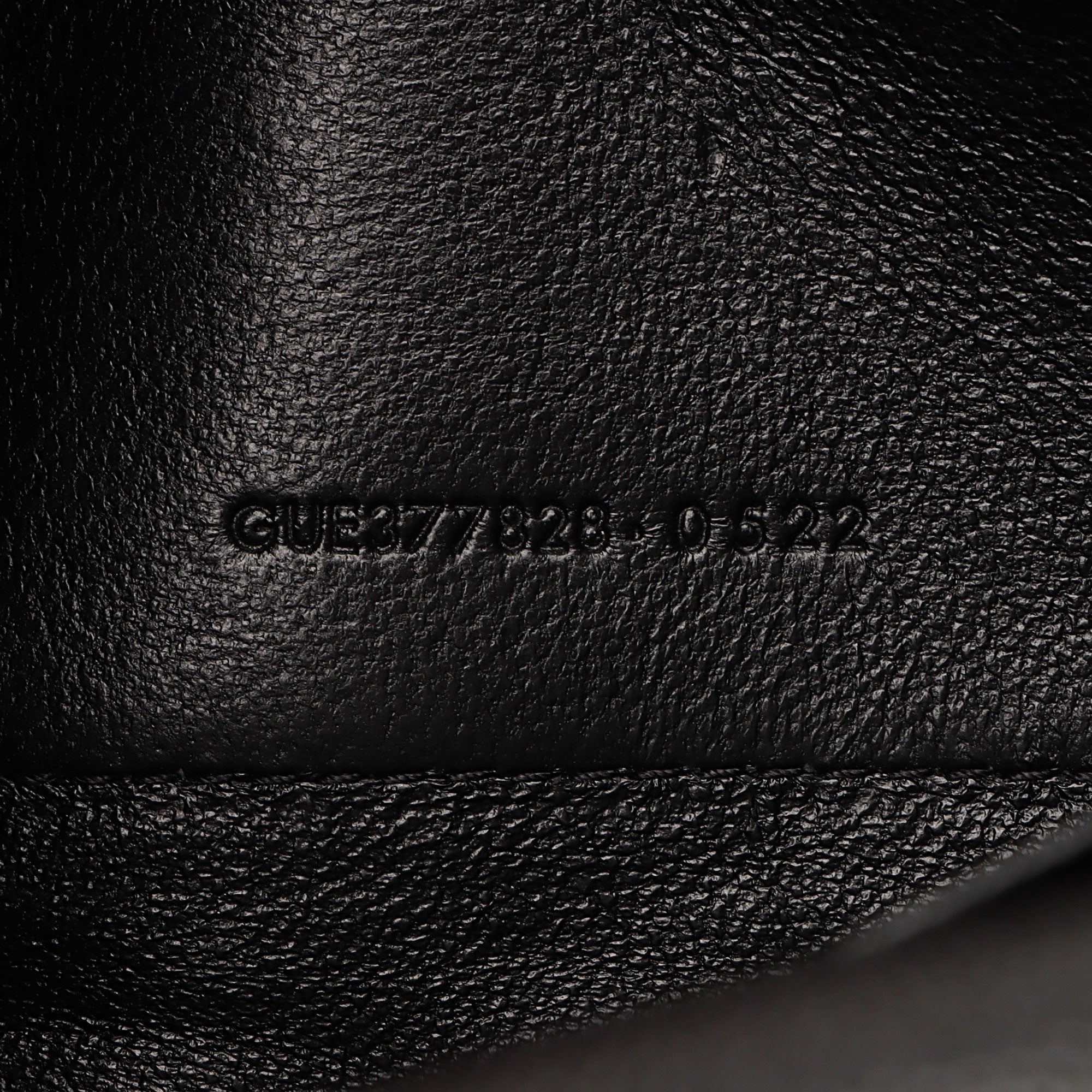 Saint Laurent Matelasse Grain de Poudre Monogram Chain Wallet (SHF-RiSHS0)